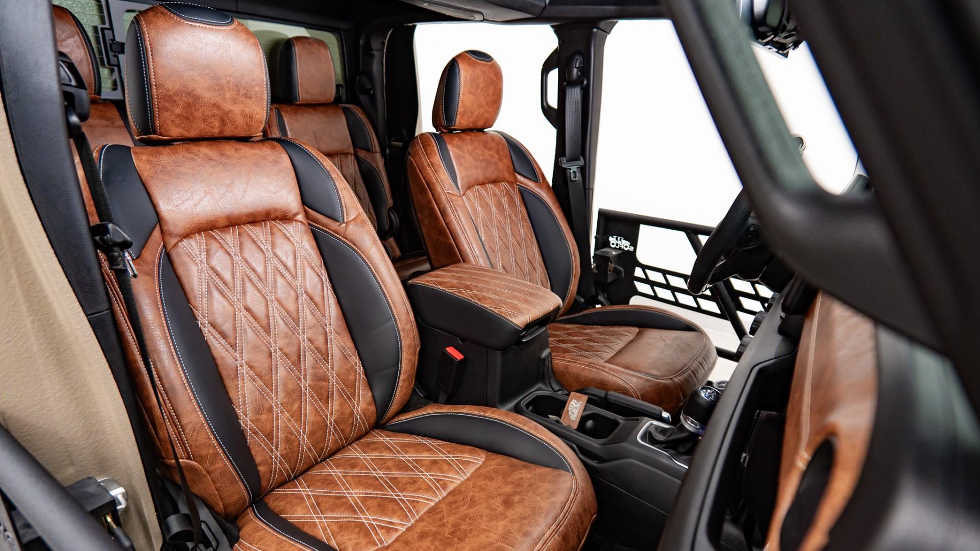 2026 JEEP GLADIATOR 4X4 in Tan, photo 33 of 55