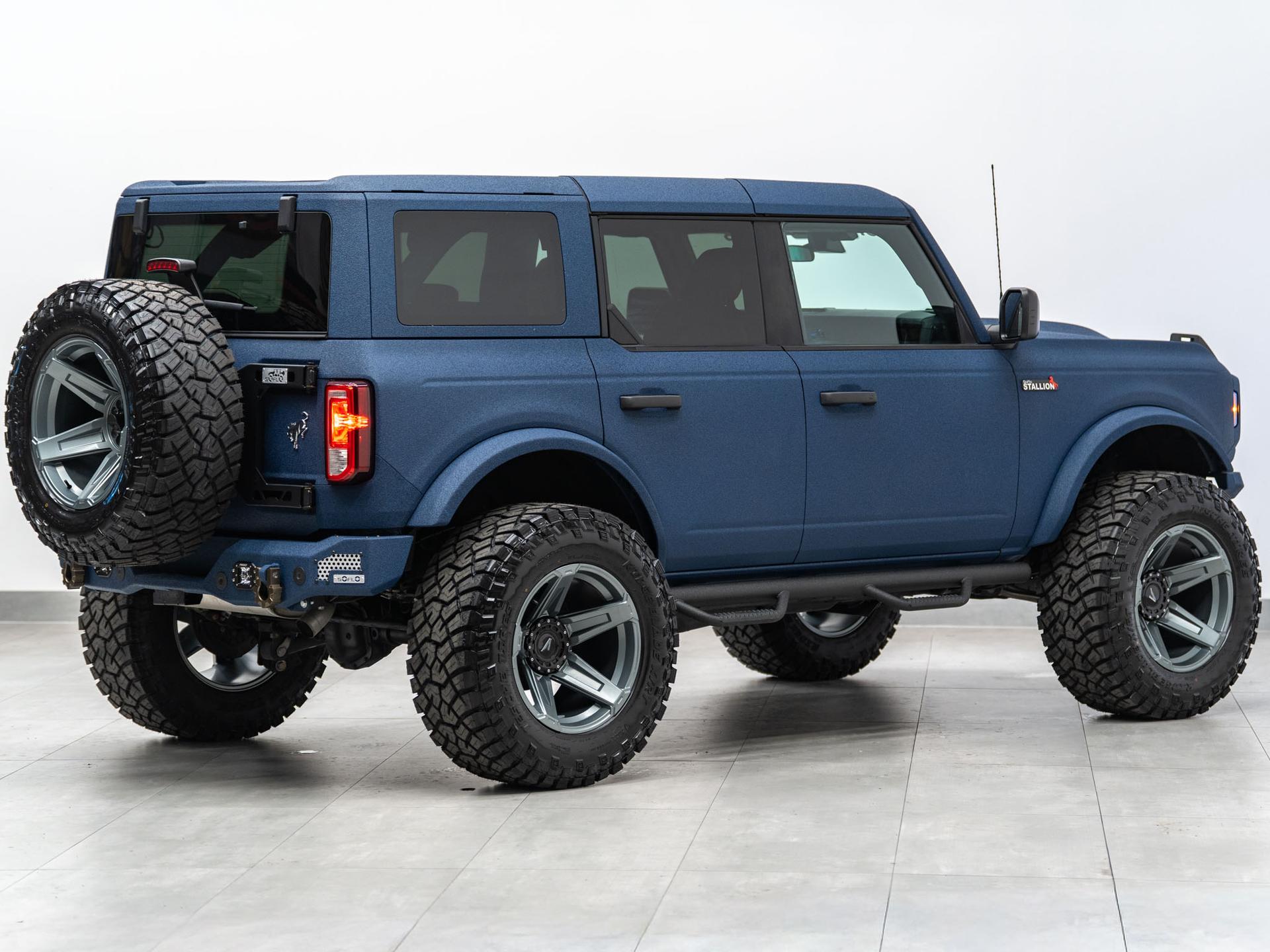2025 FORD BRONCO 4X4 in Blue, photo 11 of 58
