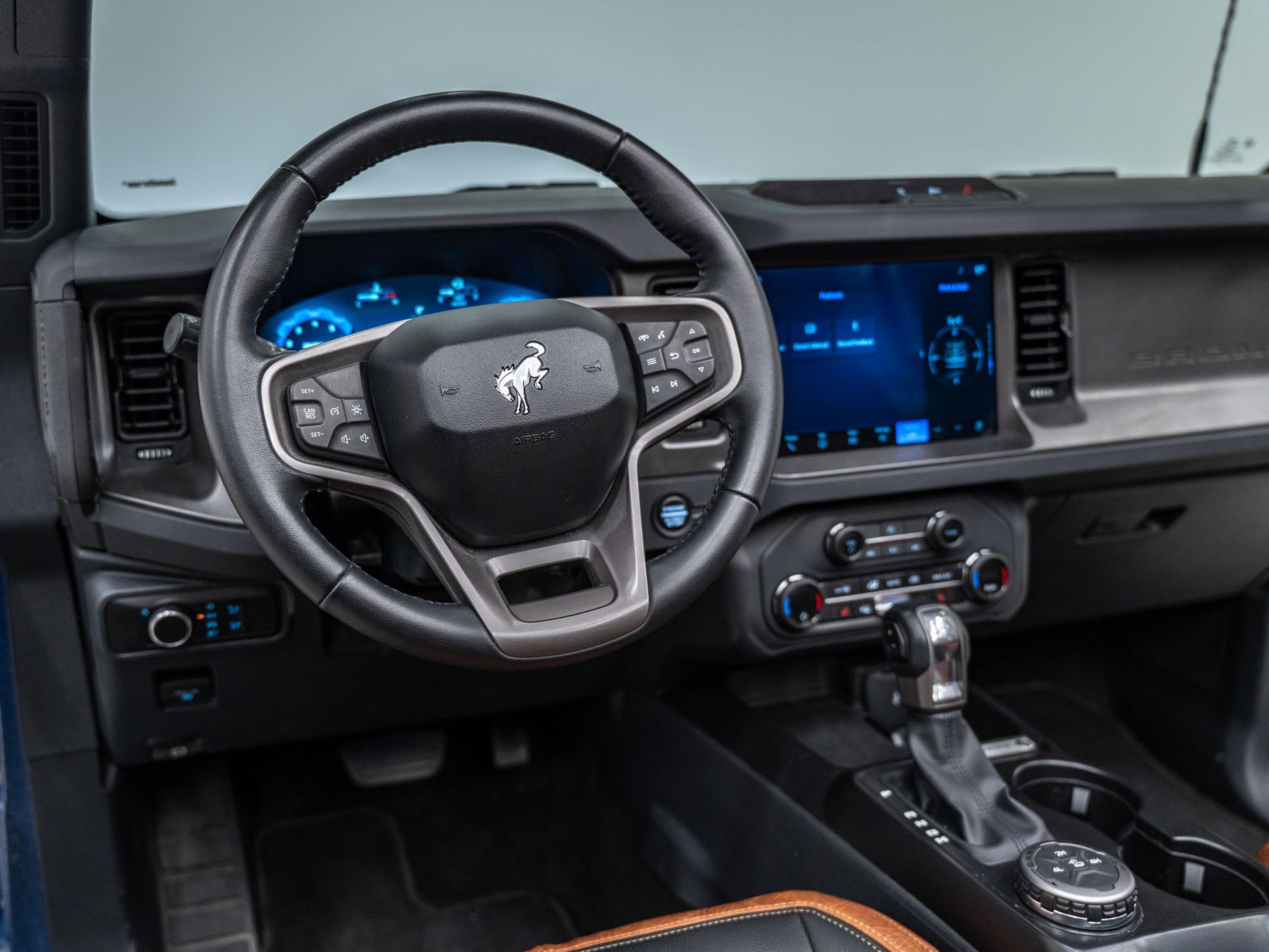 2025 FORD BRONCO 4X4 in Blue, photo 38 of 58