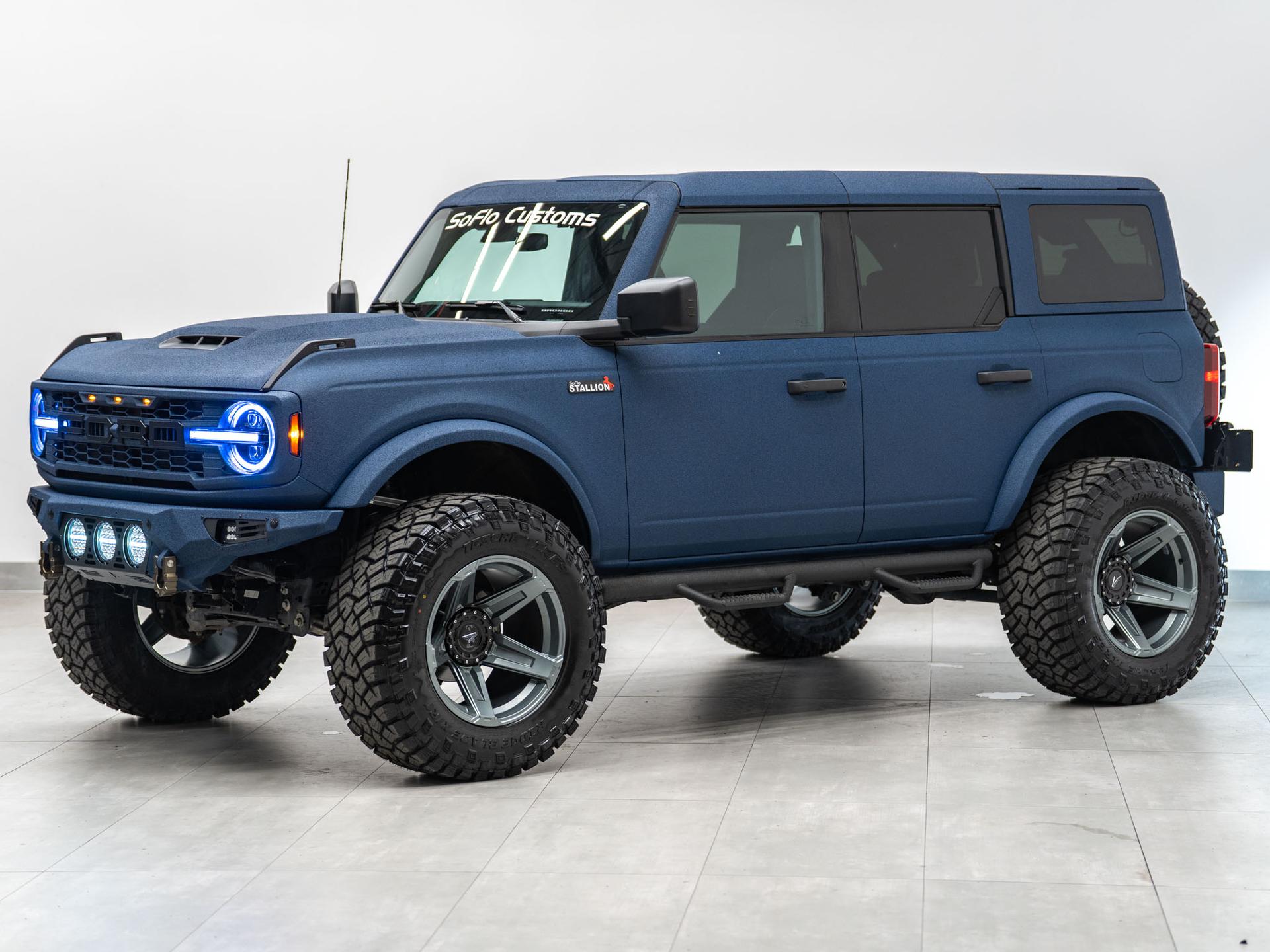 2025 FORD BRONCO 4X4 in Blue, photo 6 of 58