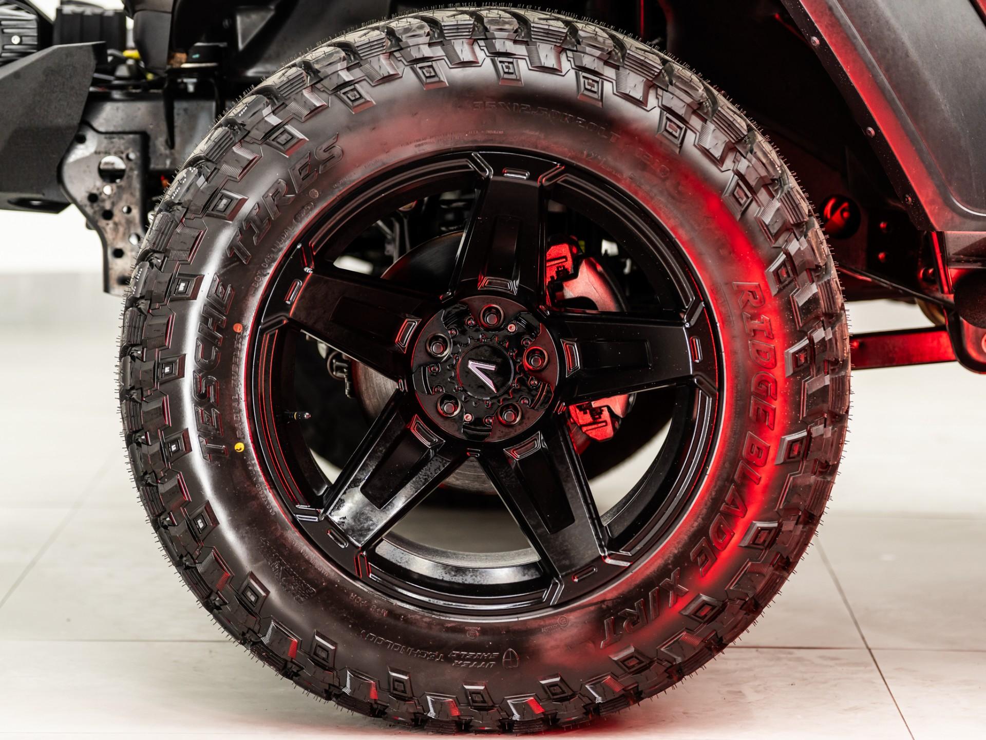 2026 JEEP WRANGLER 4X4 in Granite Crystal Metallic Clearcoat, photo 17 of 58