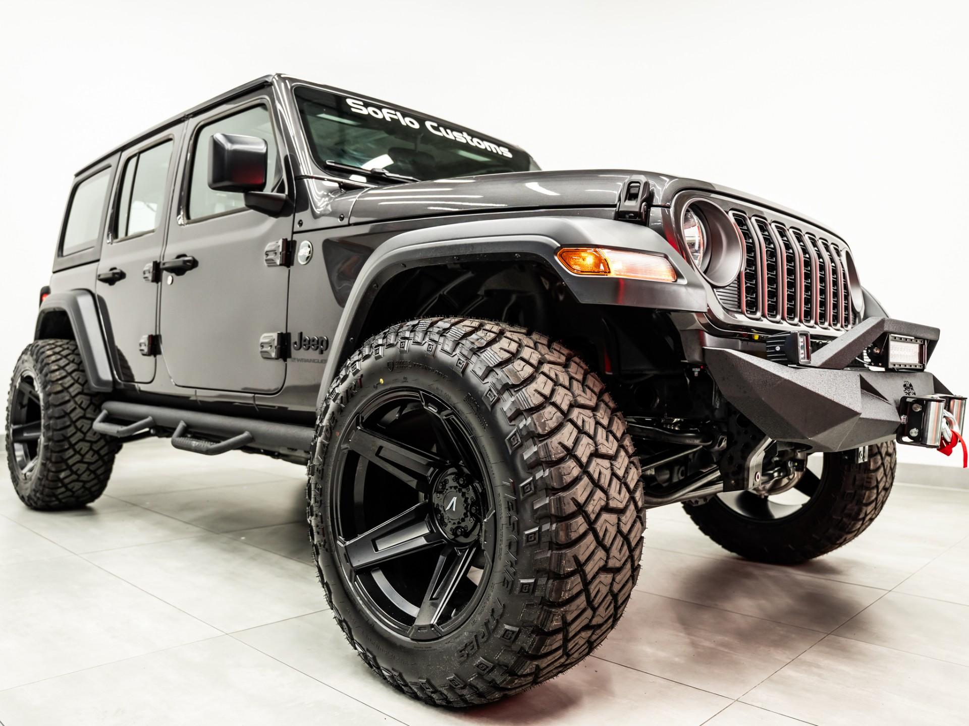 2026 JEEP WRANGLER 4X4 in Granite Crystal Metallic Clearcoat, photo 11 of 58
