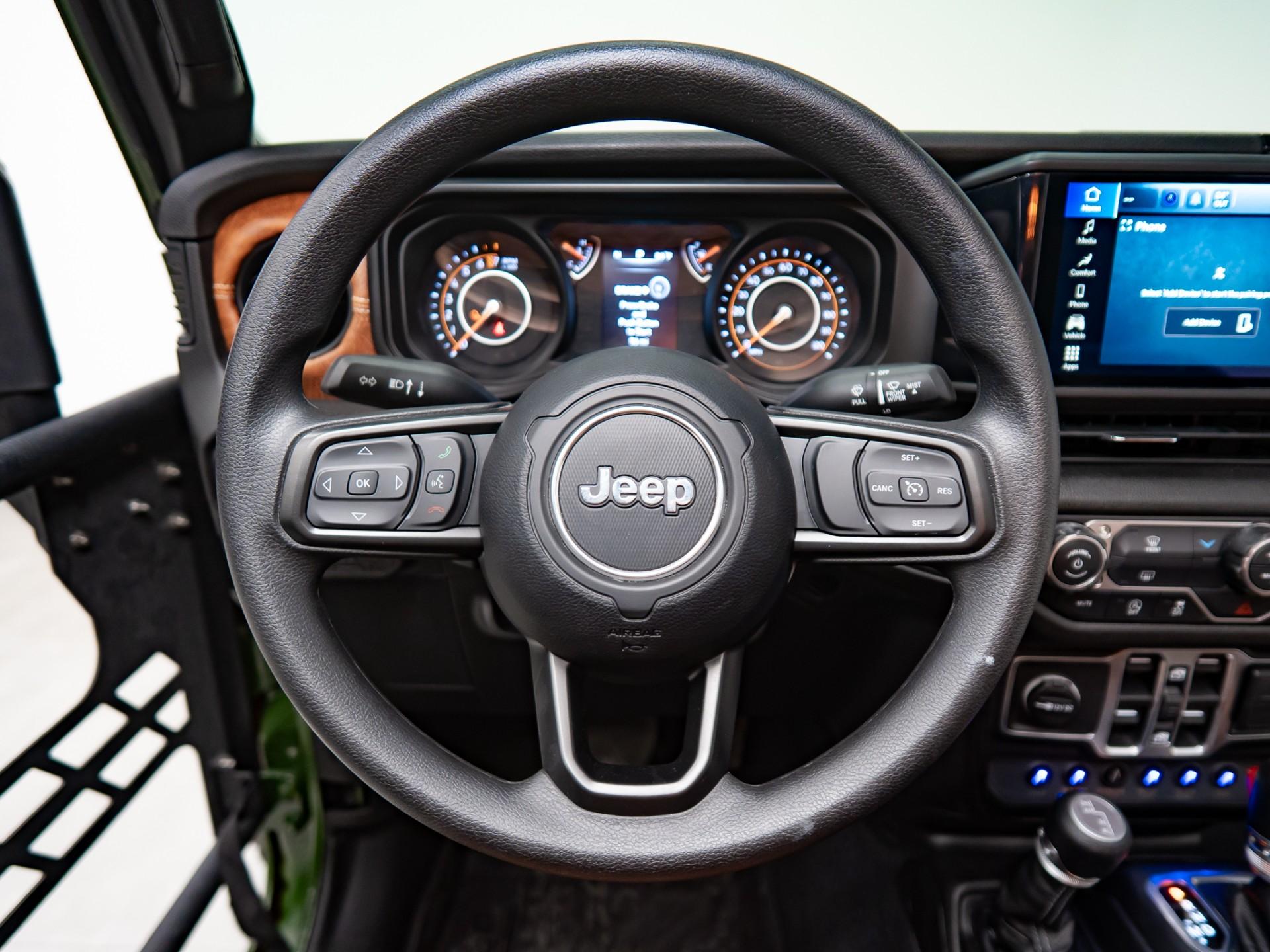 2026 JEEP GLADIATOR 4X4 in Green, photo 34 of 46