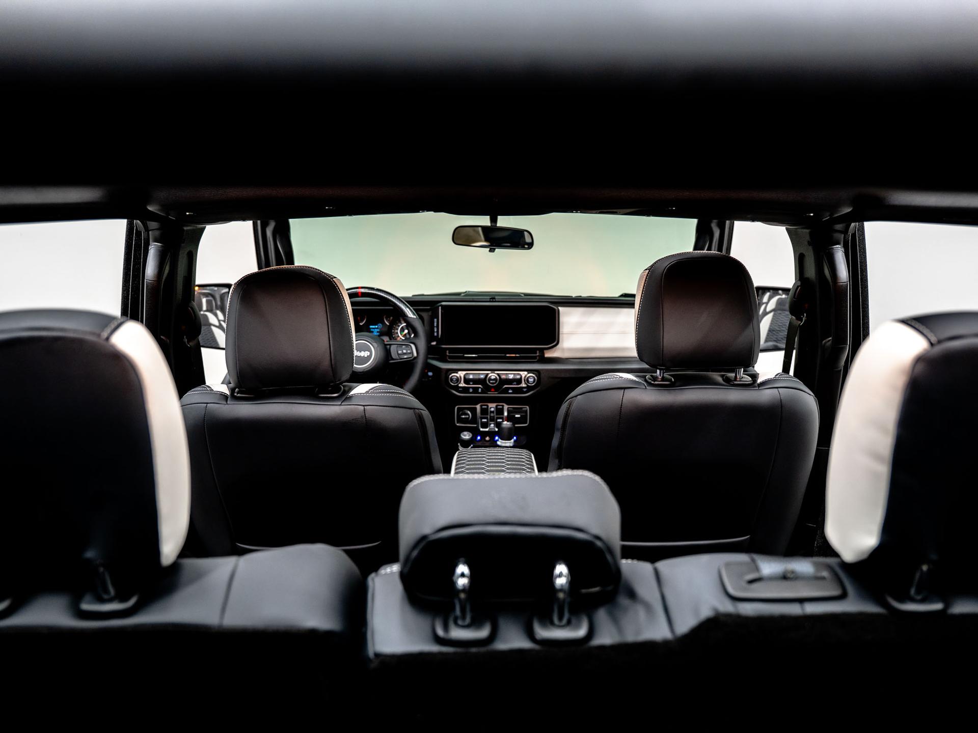 2026 JEEP GLADIATOR 4X4 in Black, photo 53 of 60