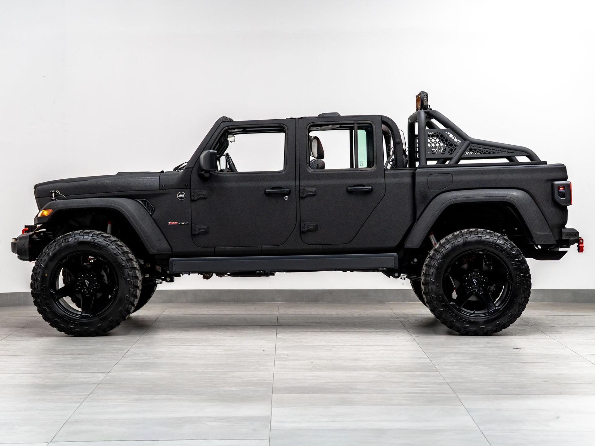 2026 JEEP GLADIATOR 4X4 in Black, photo 22 of 60