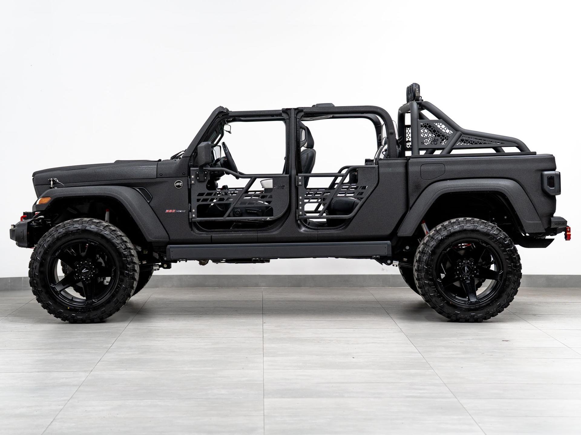 2026 JEEP GLADIATOR 4X4 in Black, photo 37 of 60