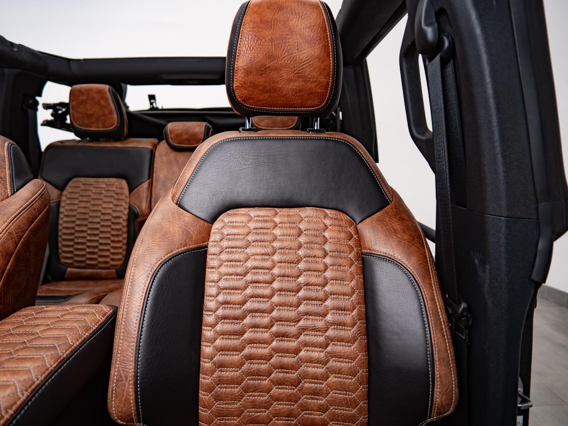 2022 FORD BRONCO 4X4 in Black, photo 39 of 60