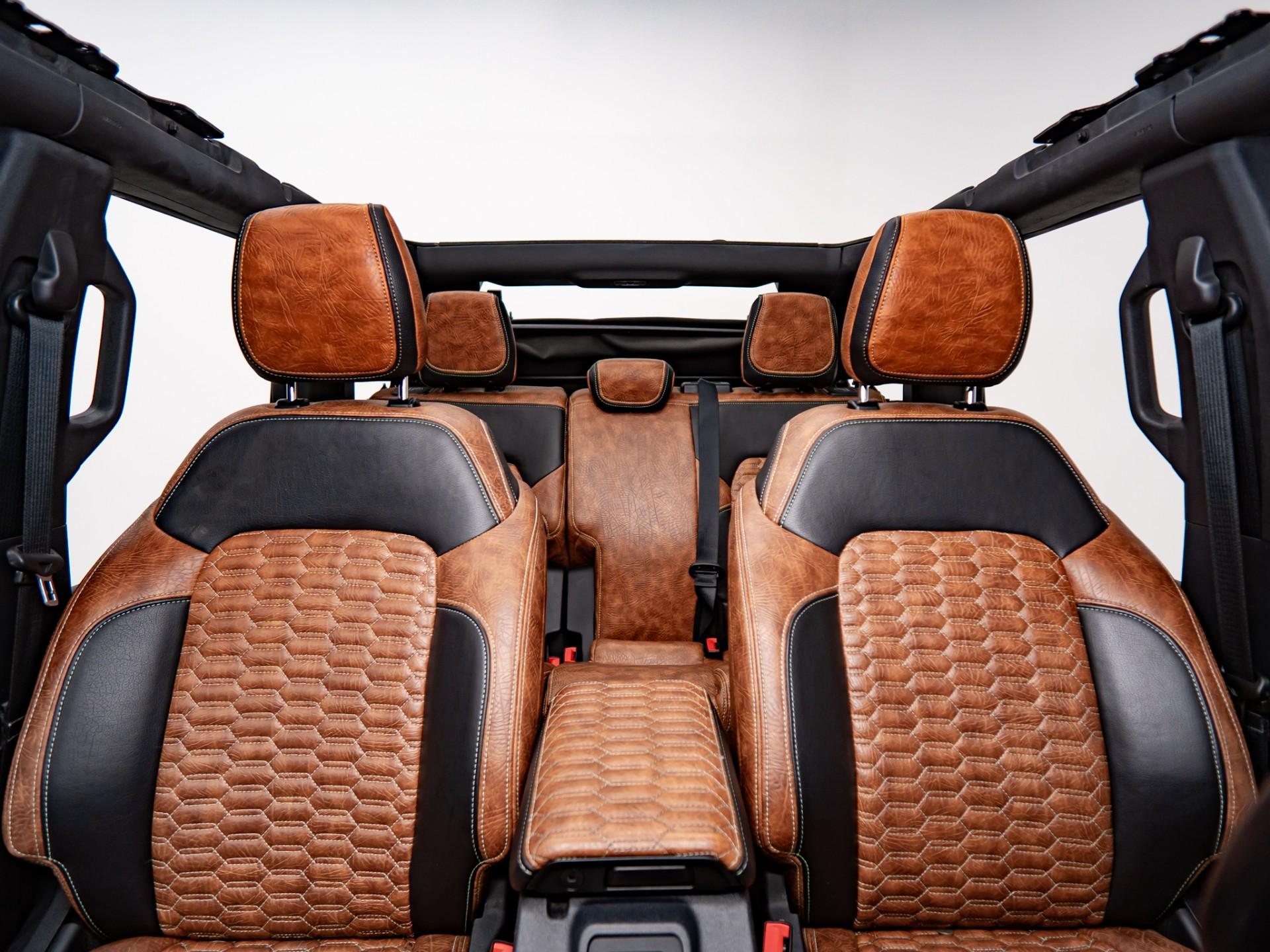 2022 FORD BRONCO 4X4 in Black, photo 35 of 60