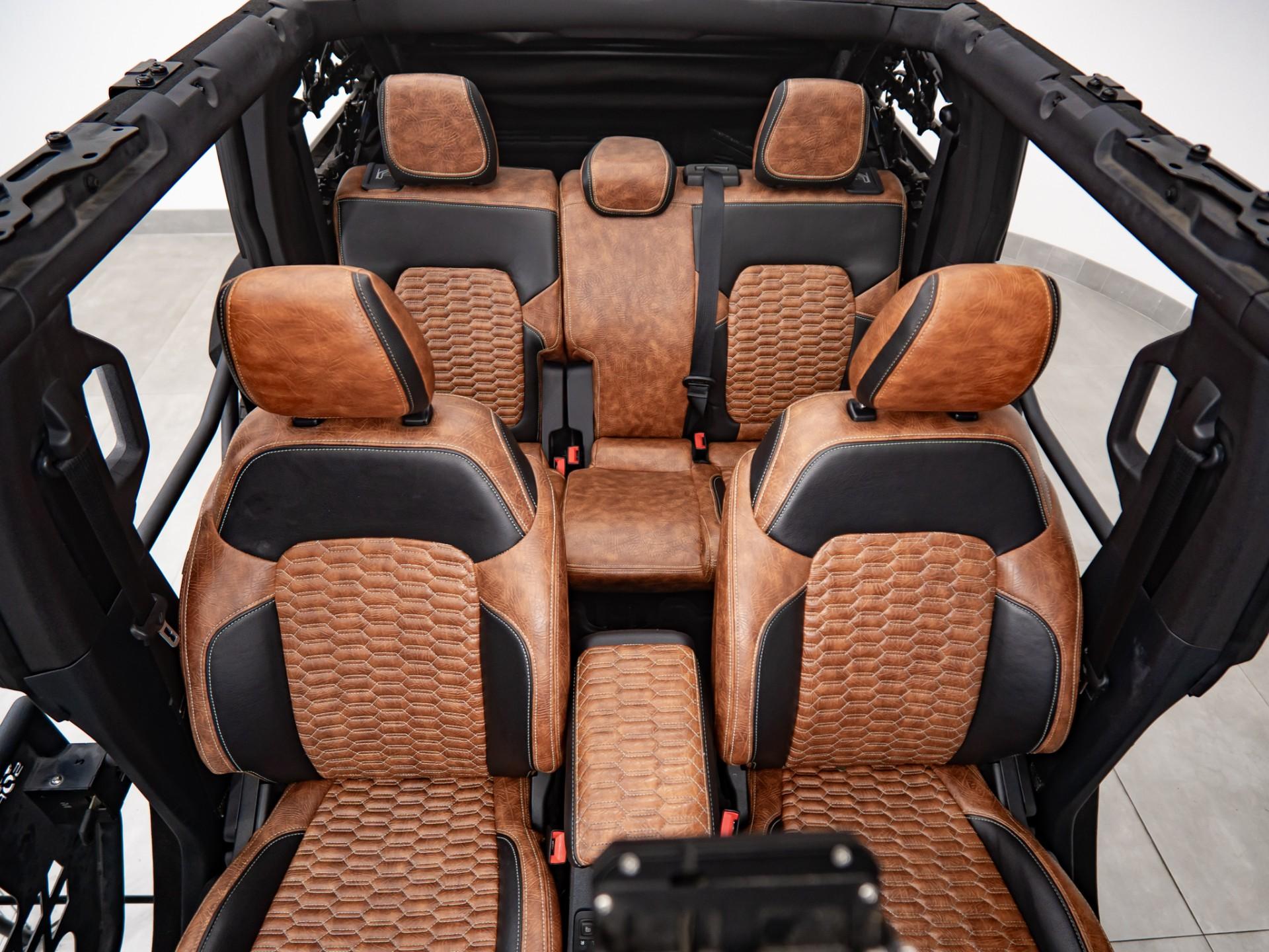 2022 FORD BRONCO 4X4 in Black, photo 5 of 60