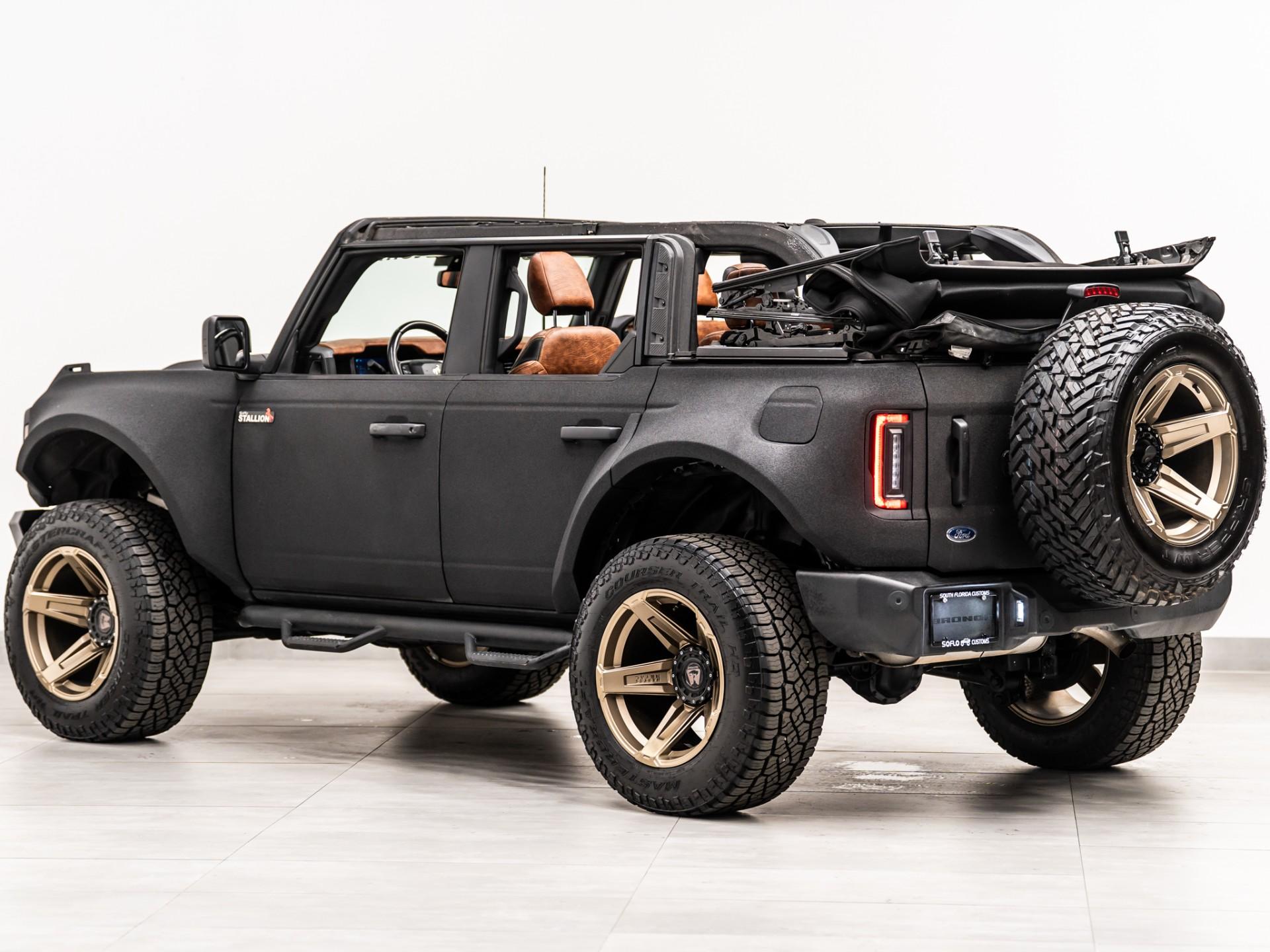 2022 FORD BRONCO 4X4 in Black, photo 19 of 60