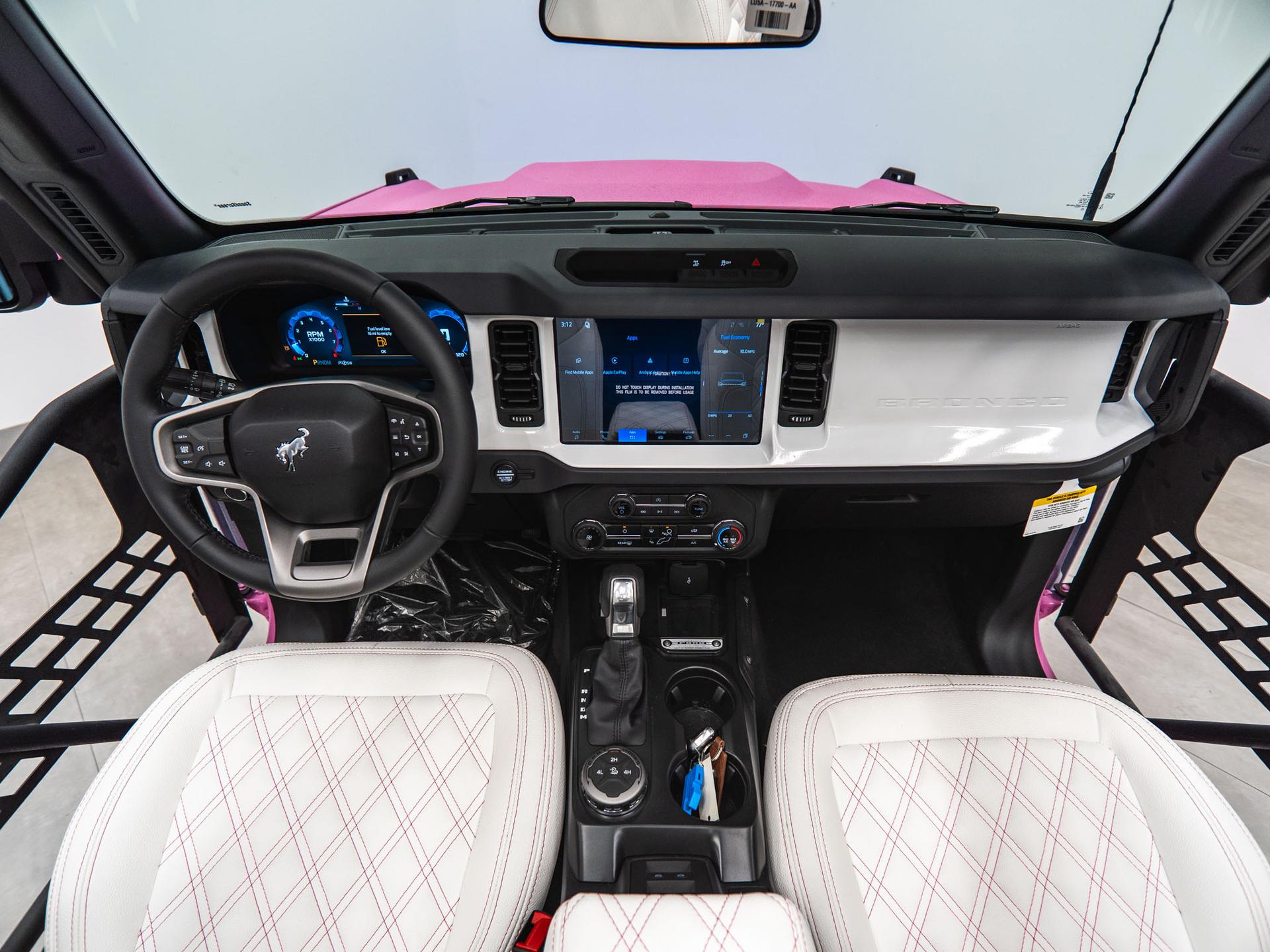 2026 FORD BRONCO 4X4 in Pink, photo 19 of 60