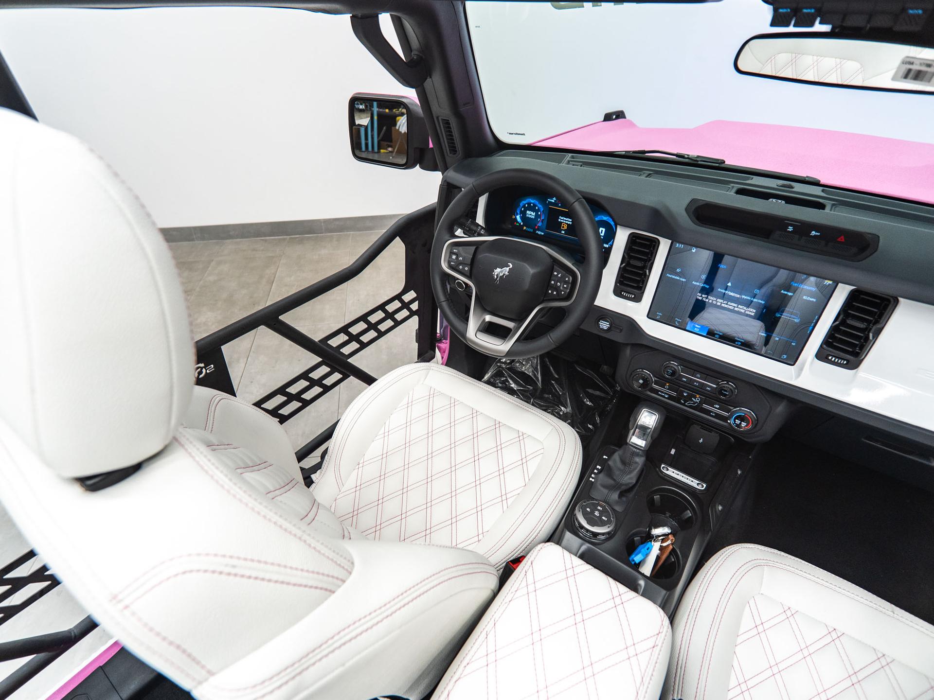 2026 FORD BRONCO 4X4 in Pink, photo 24 of 60