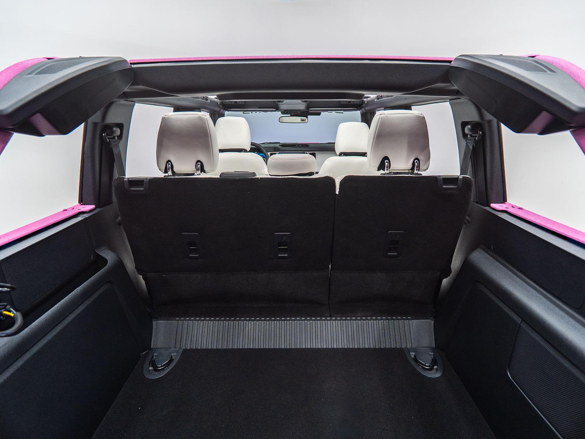 2026 FORD BRONCO 4X4 in Pink, photo 26 of 60