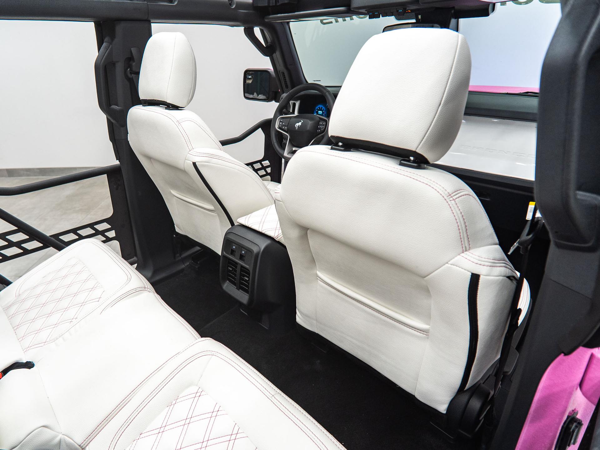 2026 FORD BRONCO 4X4 in Pink, photo 28 of 60