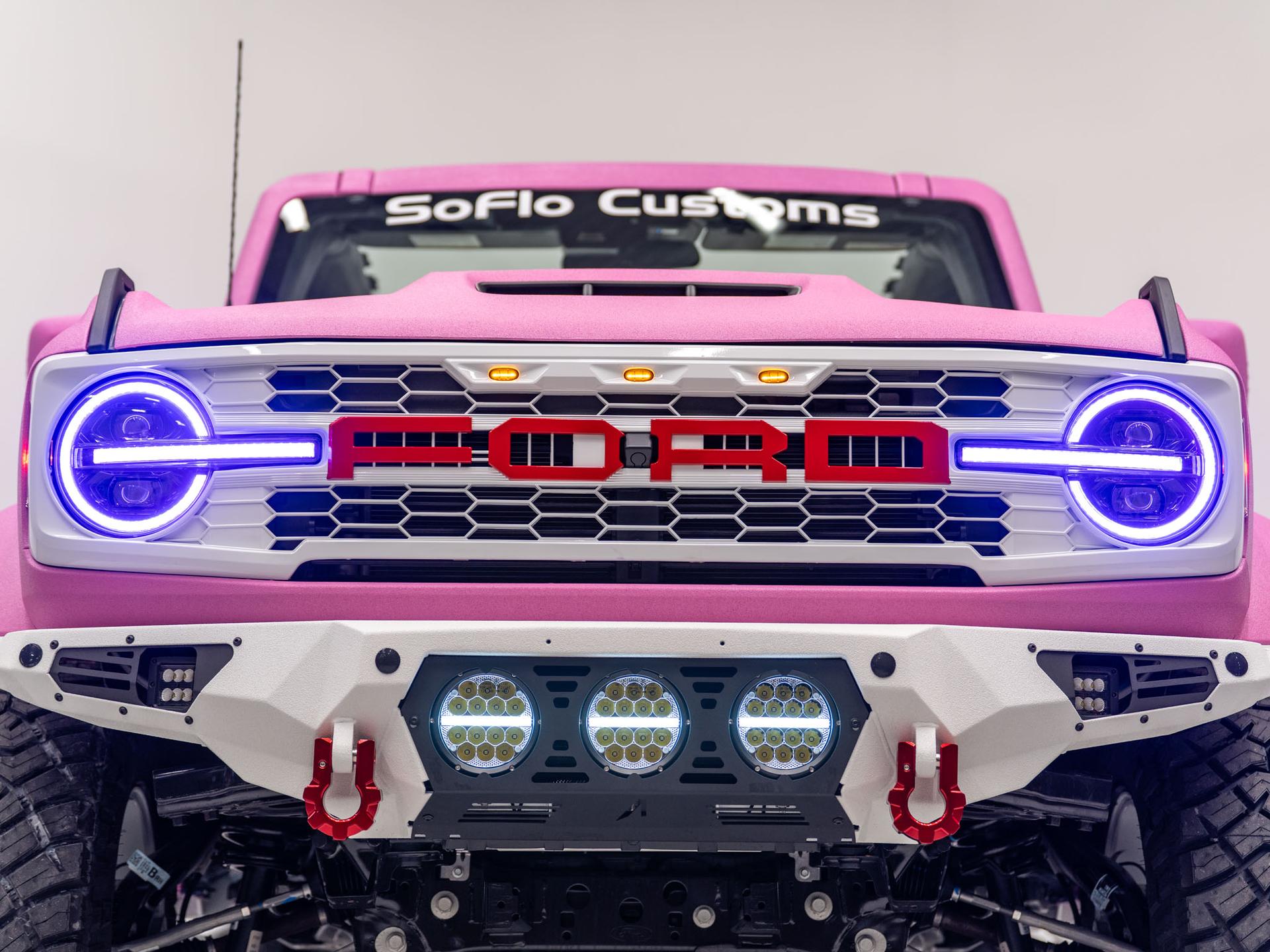 2026 FORD BRONCO 4X4 in Pink, photo 47 of 60