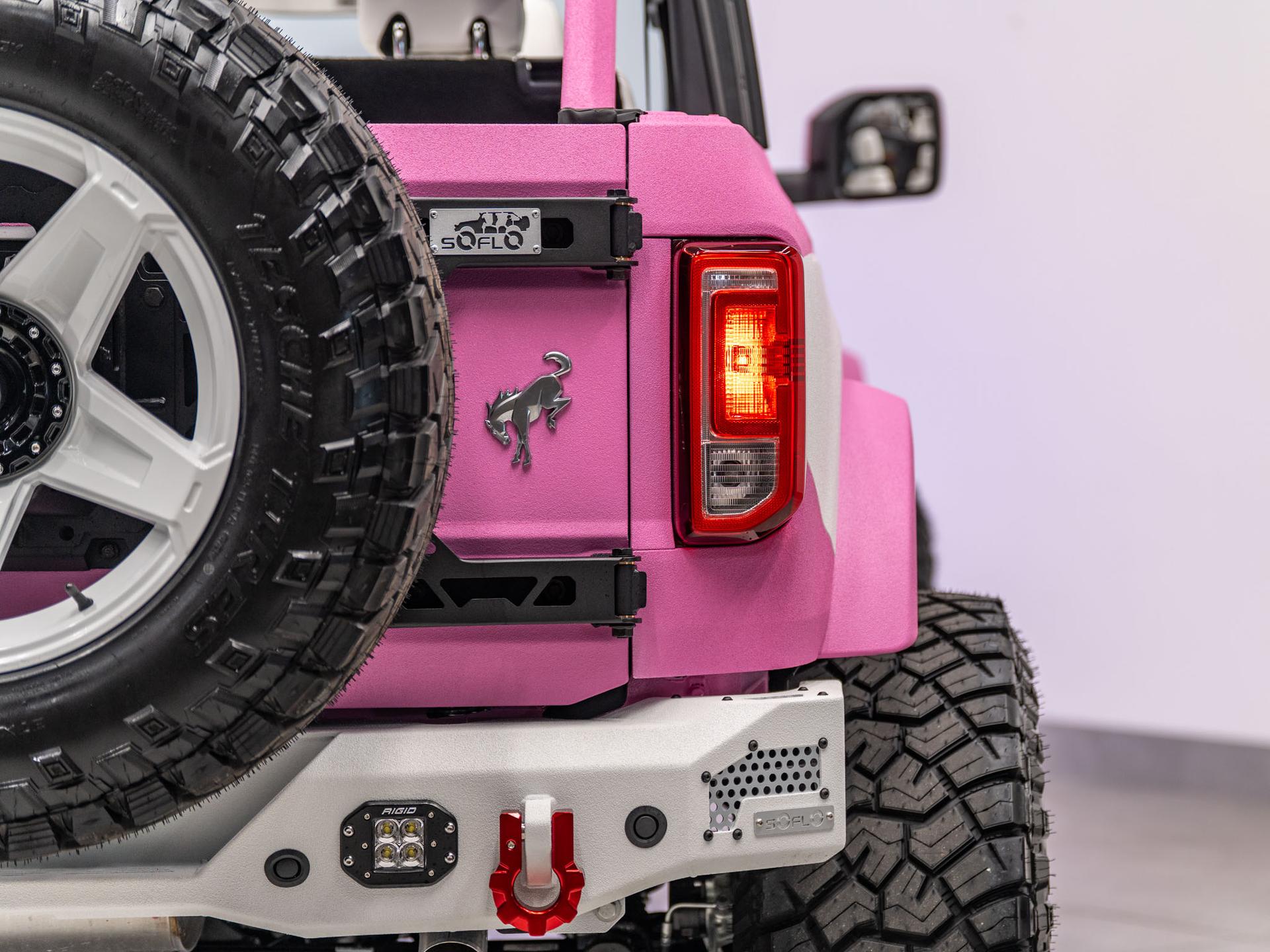 2026 FORD BRONCO 4X4 in Pink, photo 57 of 60