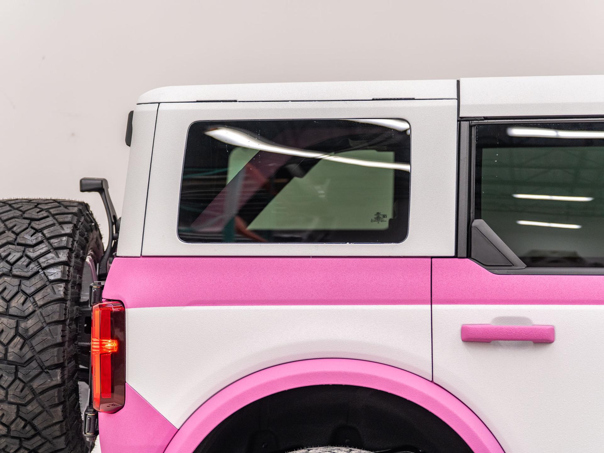 2026 FORD BRONCO 4X4 in Pink, photo 59 of 60