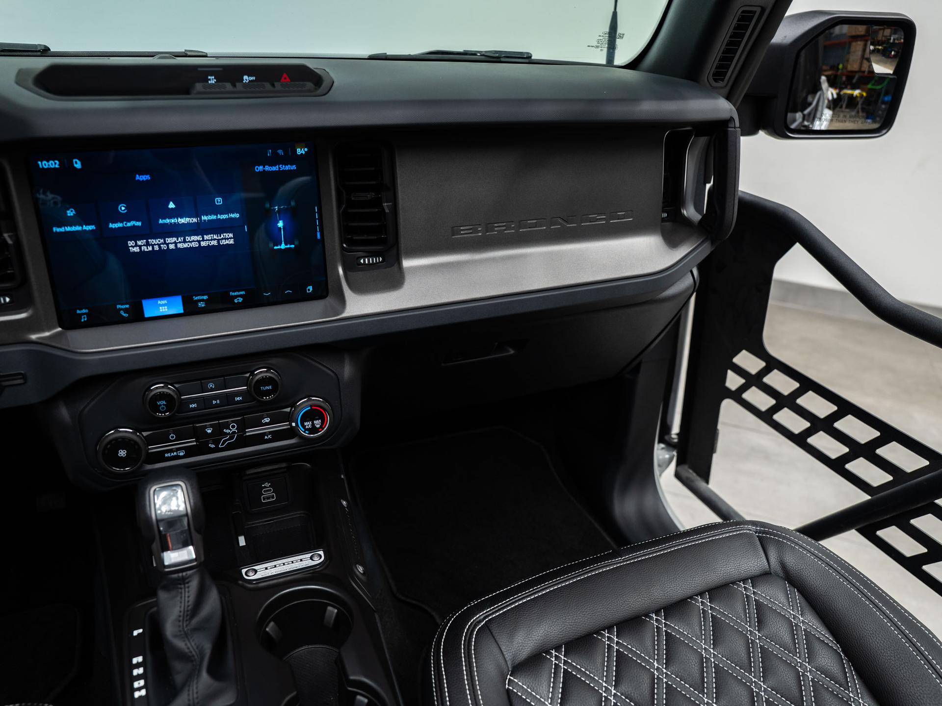 2026 FORD BRONCO 4X4 in Avalanche Gray, photo 27 of 60