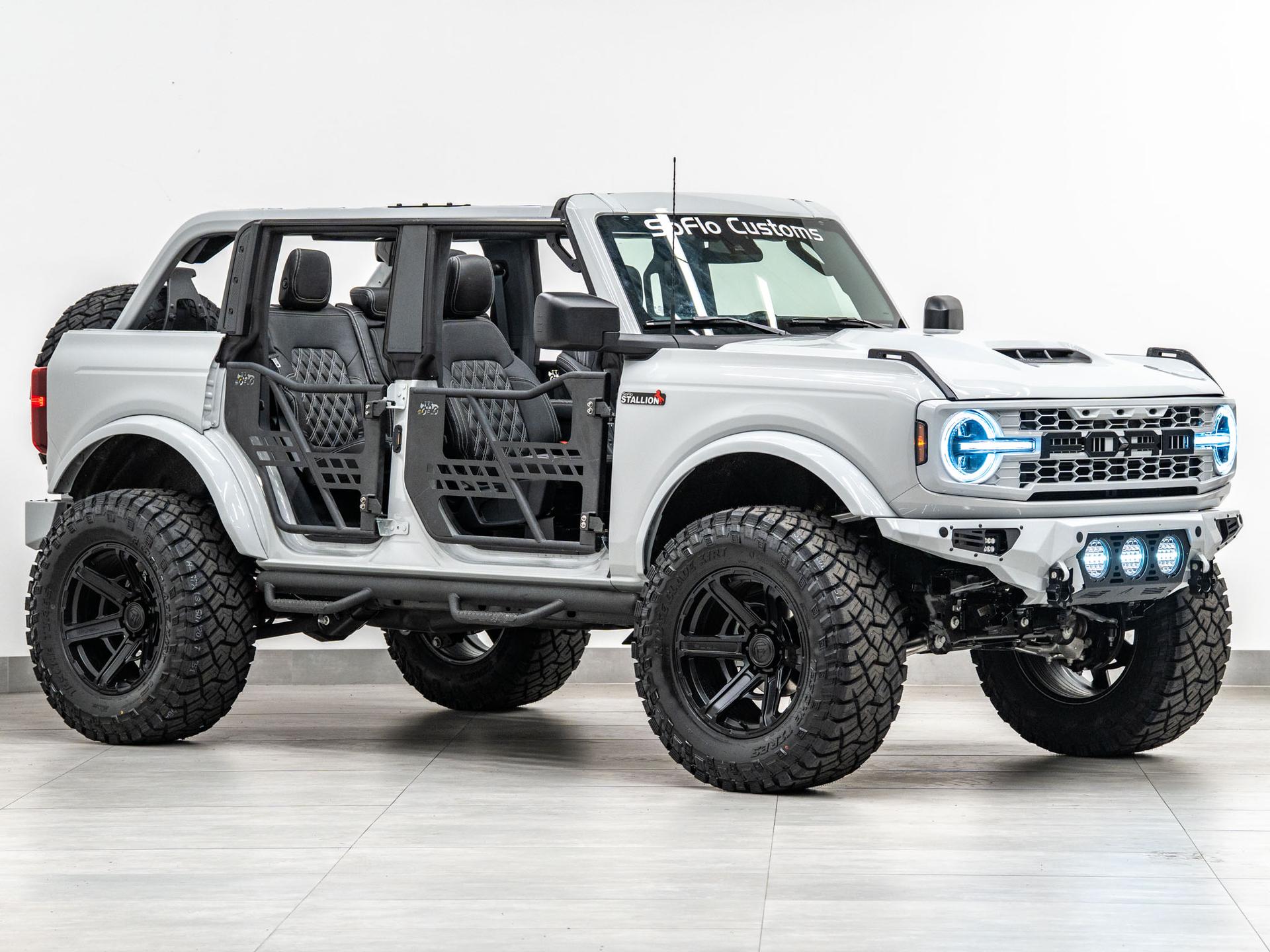 2026 FORD BRONCO 4X4 in Avalanche Gray, photo 47 of 60