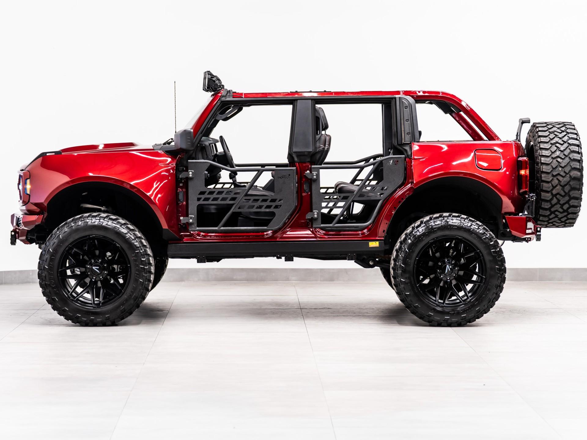 2026 FORD BRONCO 4X4 in Ruby Red Metallic Tinted Clearcoat, photo 22 of 56