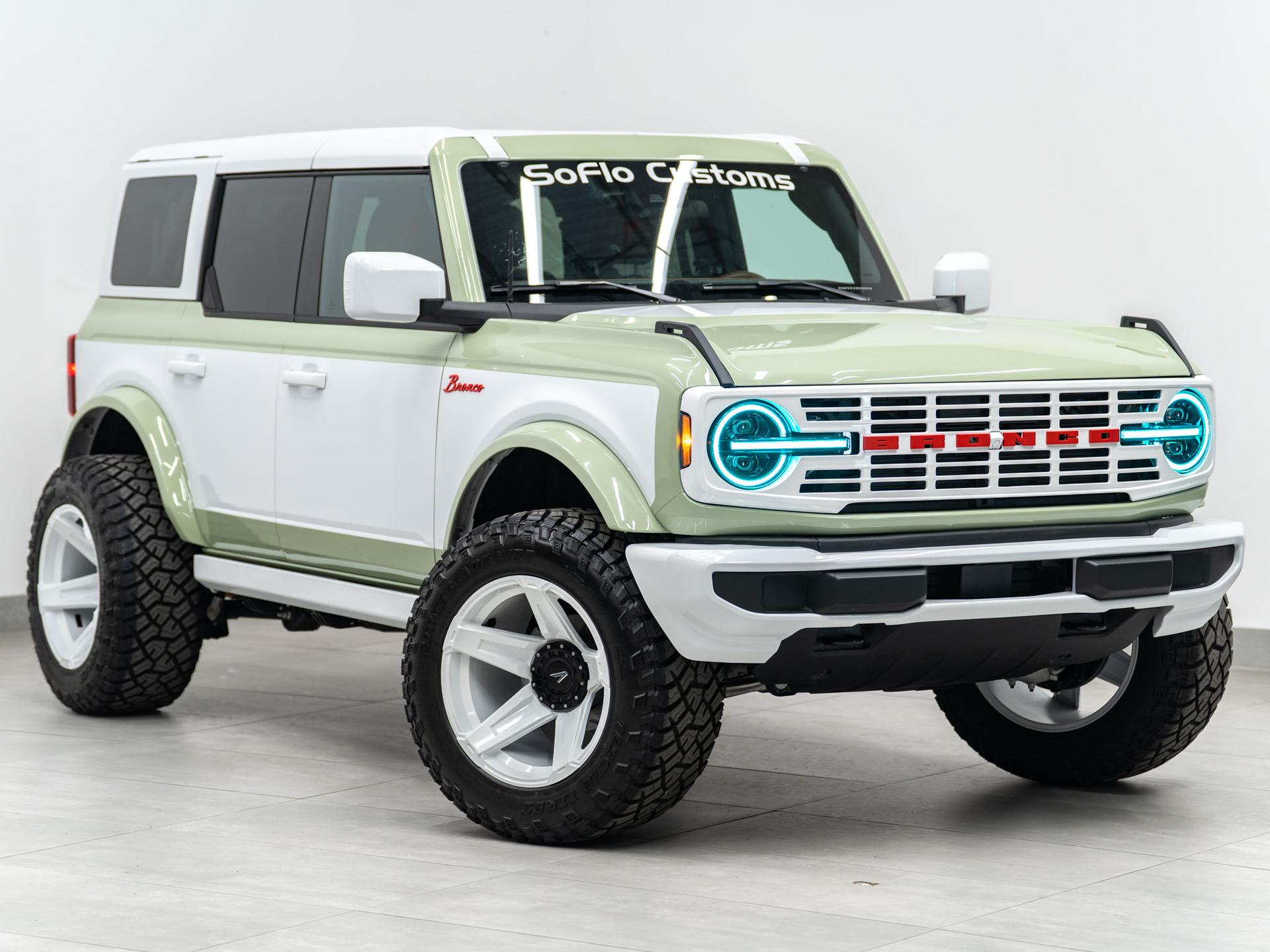 2026 FORD BRONCO 4X4 in Green, photo 9 of 60