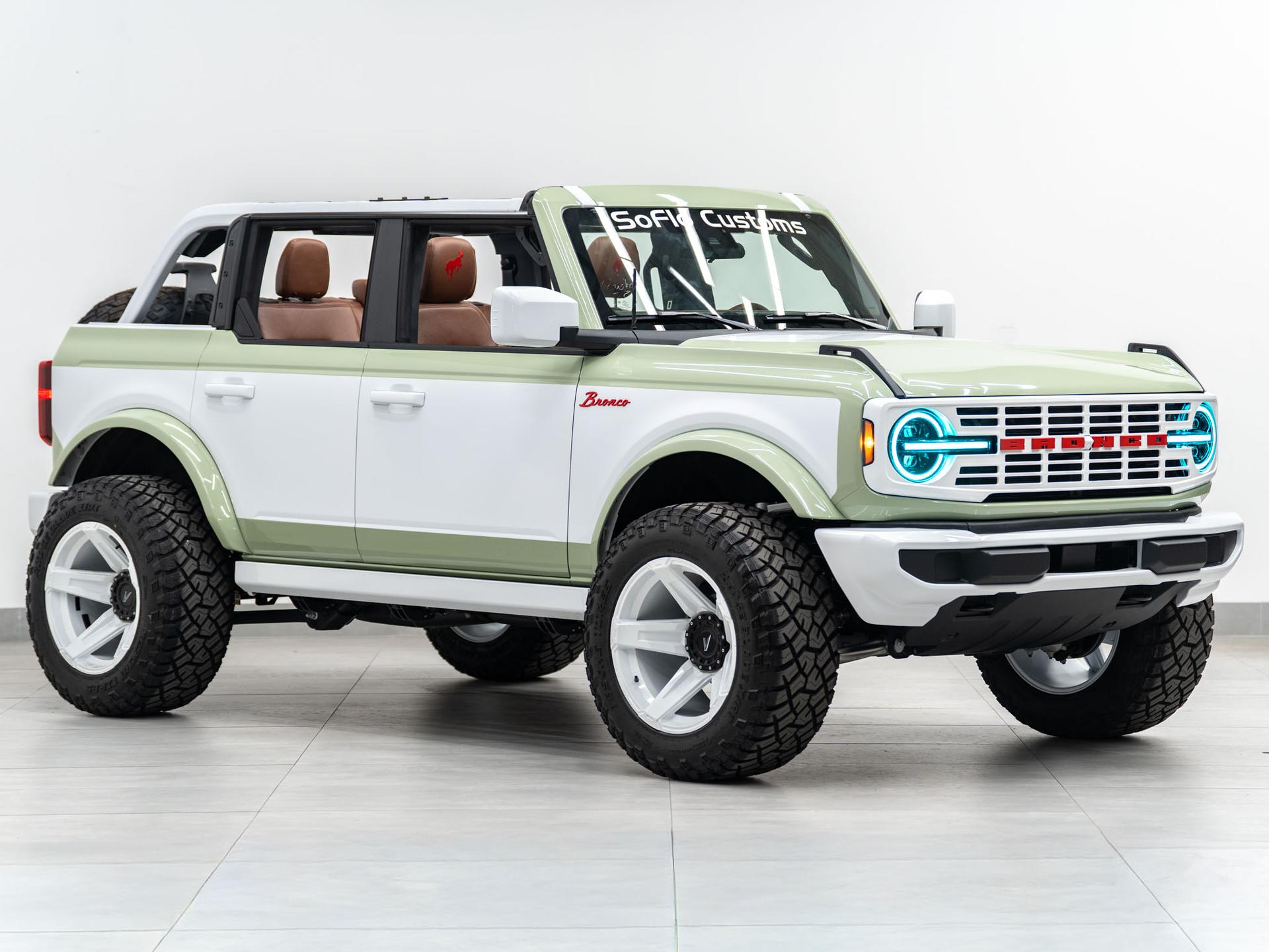 2026 FORD BRONCO 4X4 in Green, photo 3 of 60