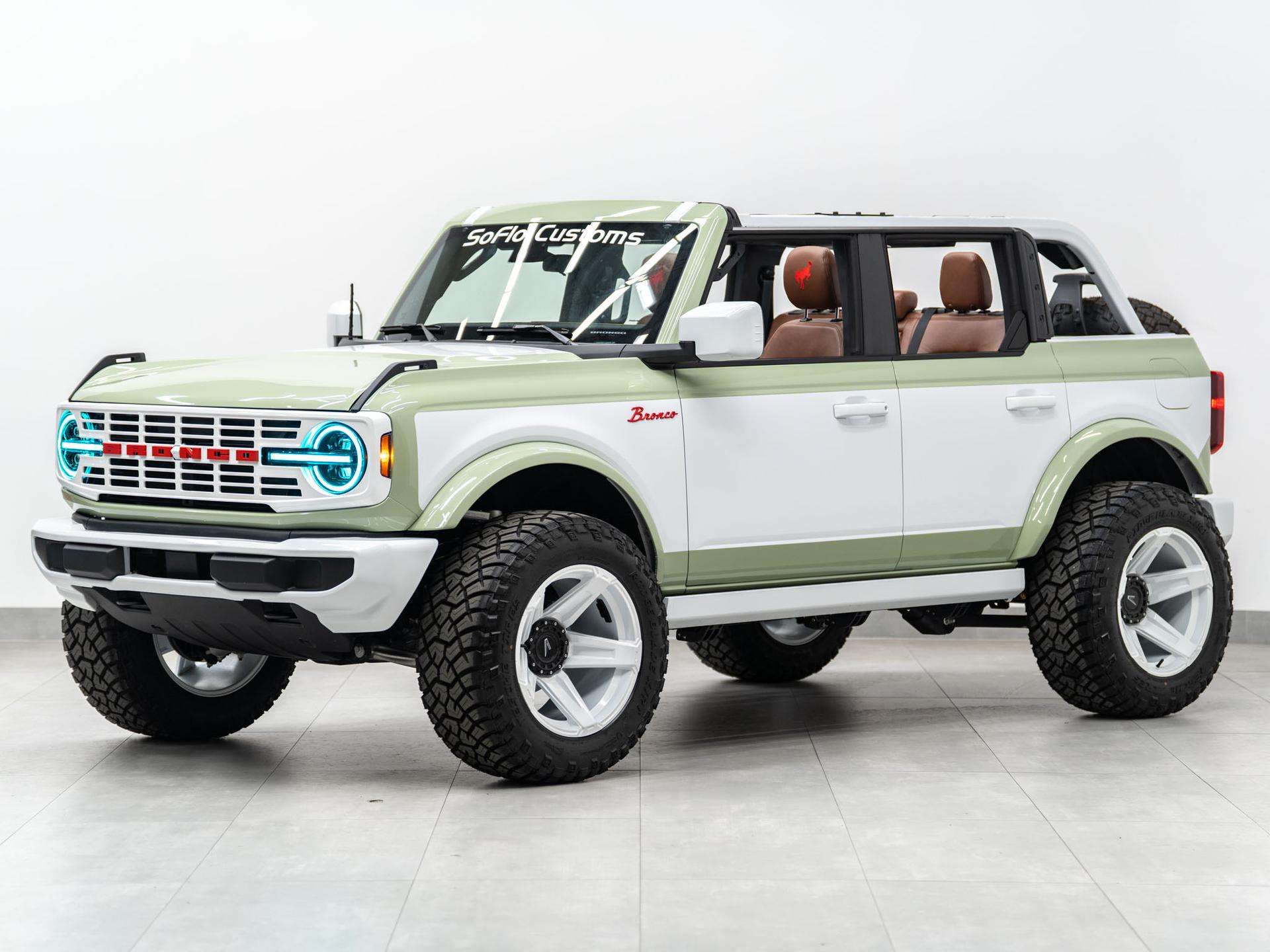 2026 FORD BRONCO 4X4 in Green, photo 19 of 60