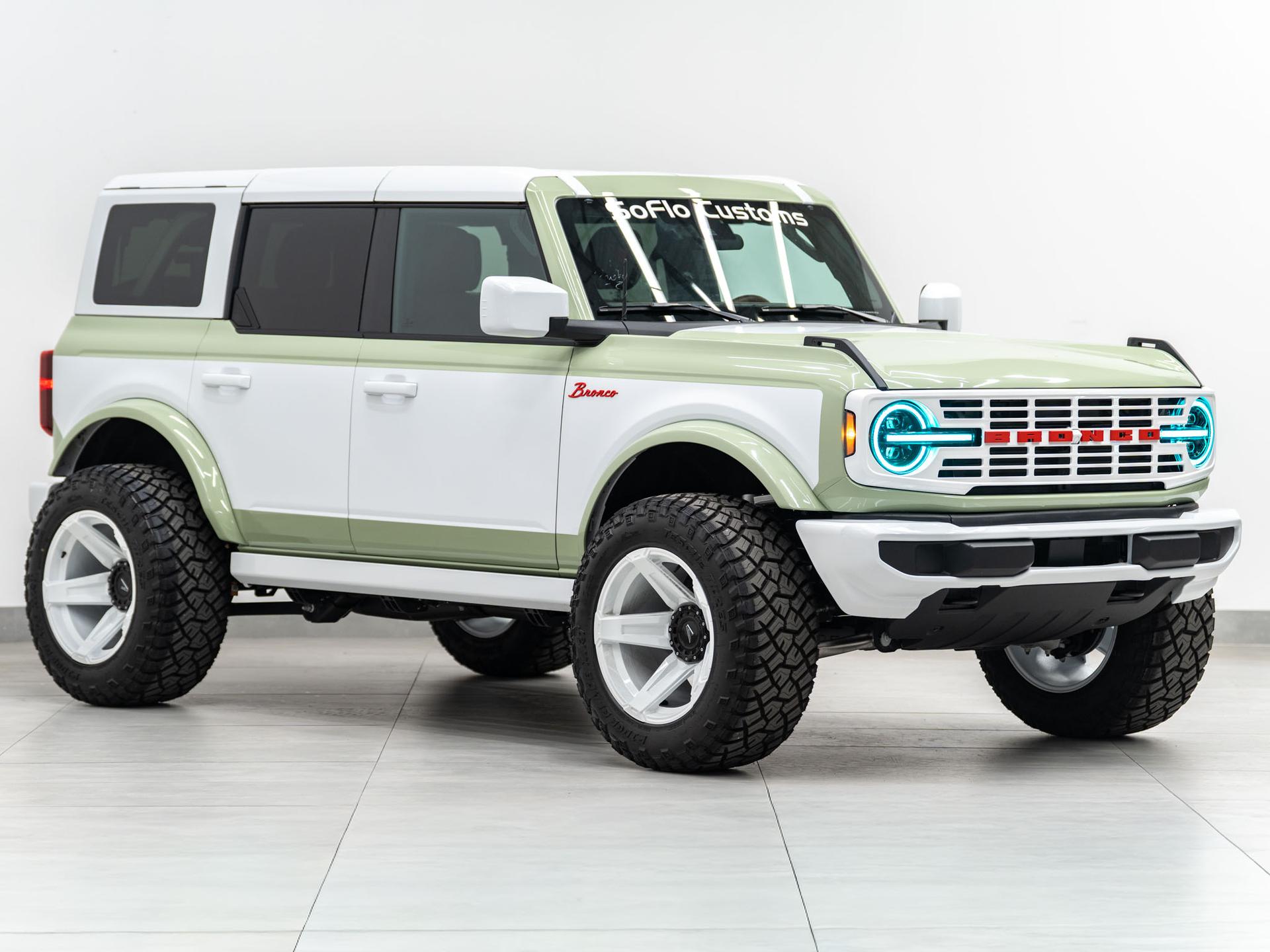 2026 FORD BRONCO 4X4 in Green, photo 10 of 60