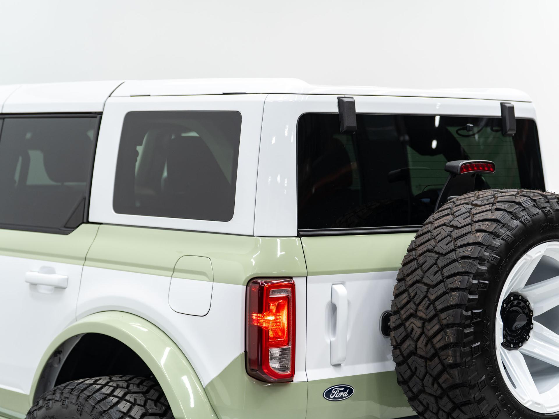 2026 FORD BRONCO 4X4 in Green, photo 15 of 60