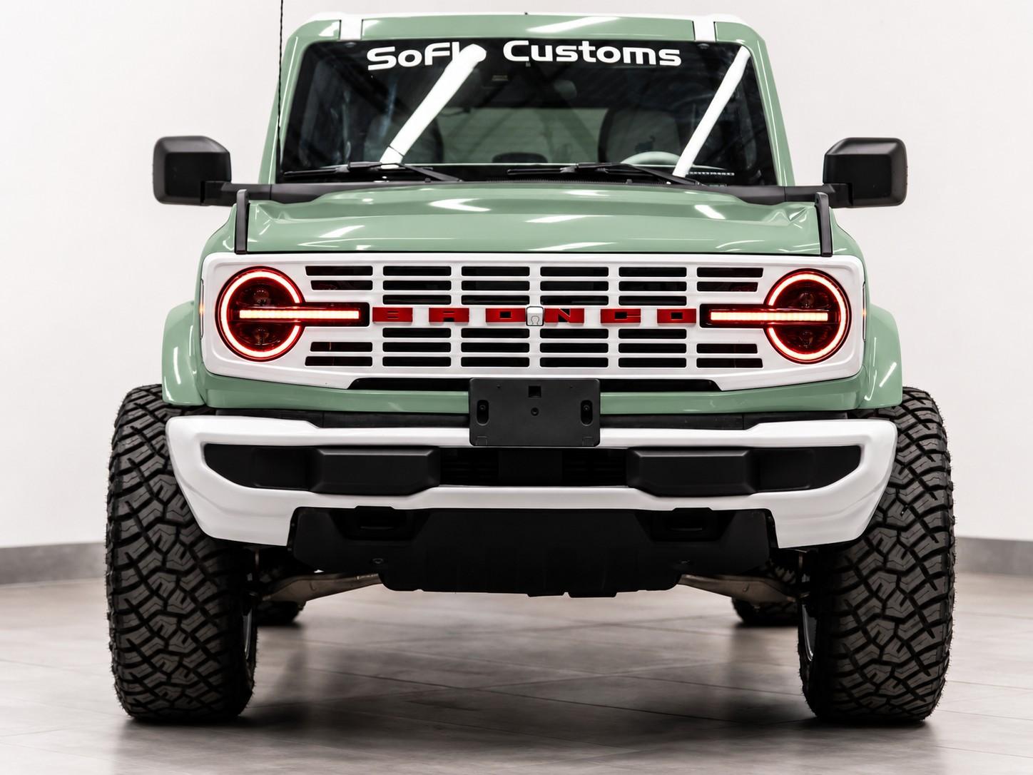 2026 FORD BRONCO 4X4 in Green, photo 2 of 5