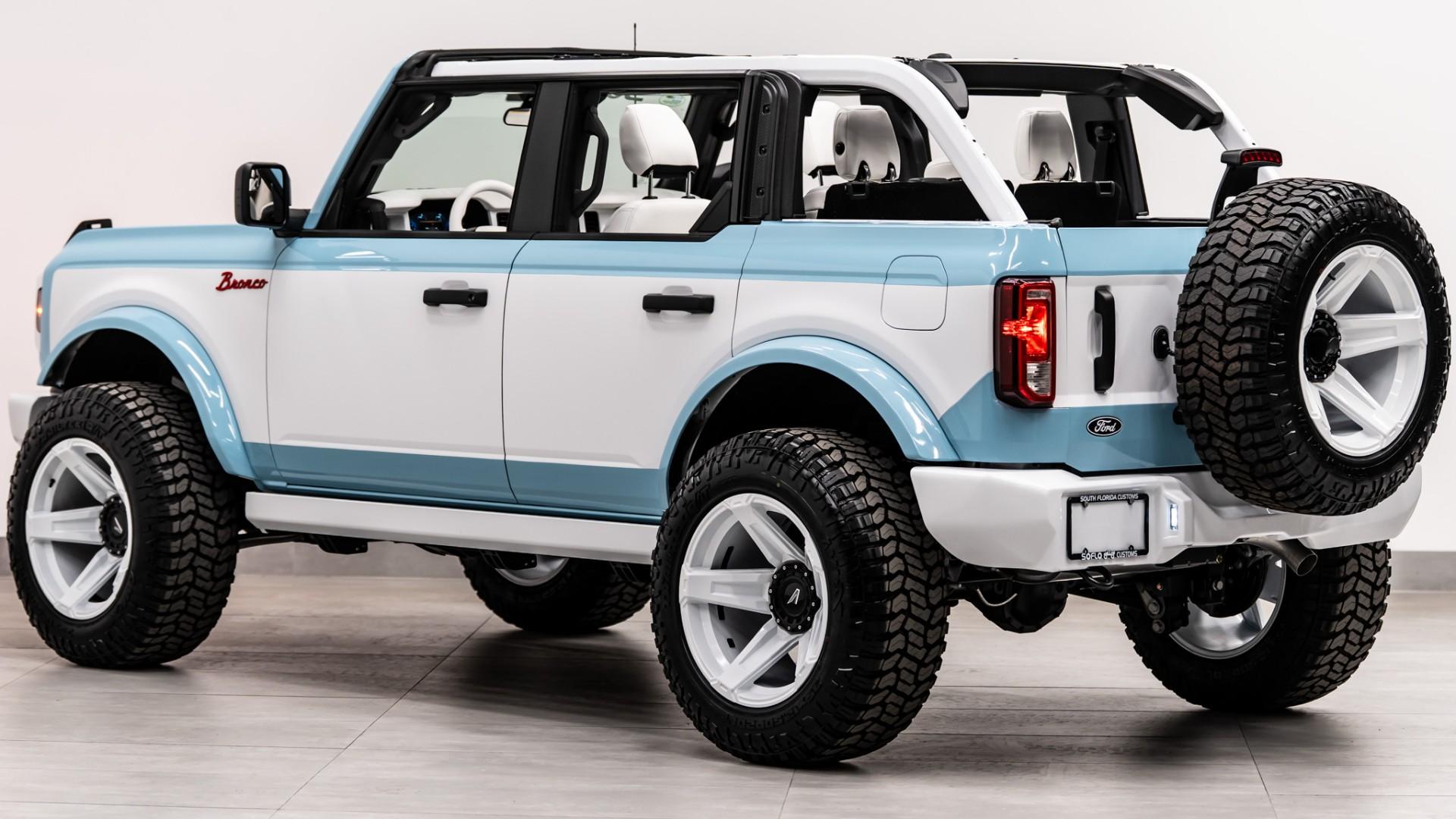 2026 FORD BRONCO 4X4 in Blue, photo 25 of 54