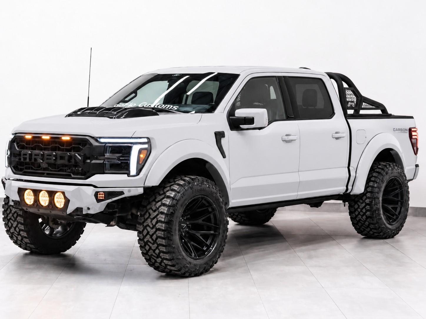 2025 FORD F-150 4X4 LARIAT in Space White Metallic, photo 5 of 5
