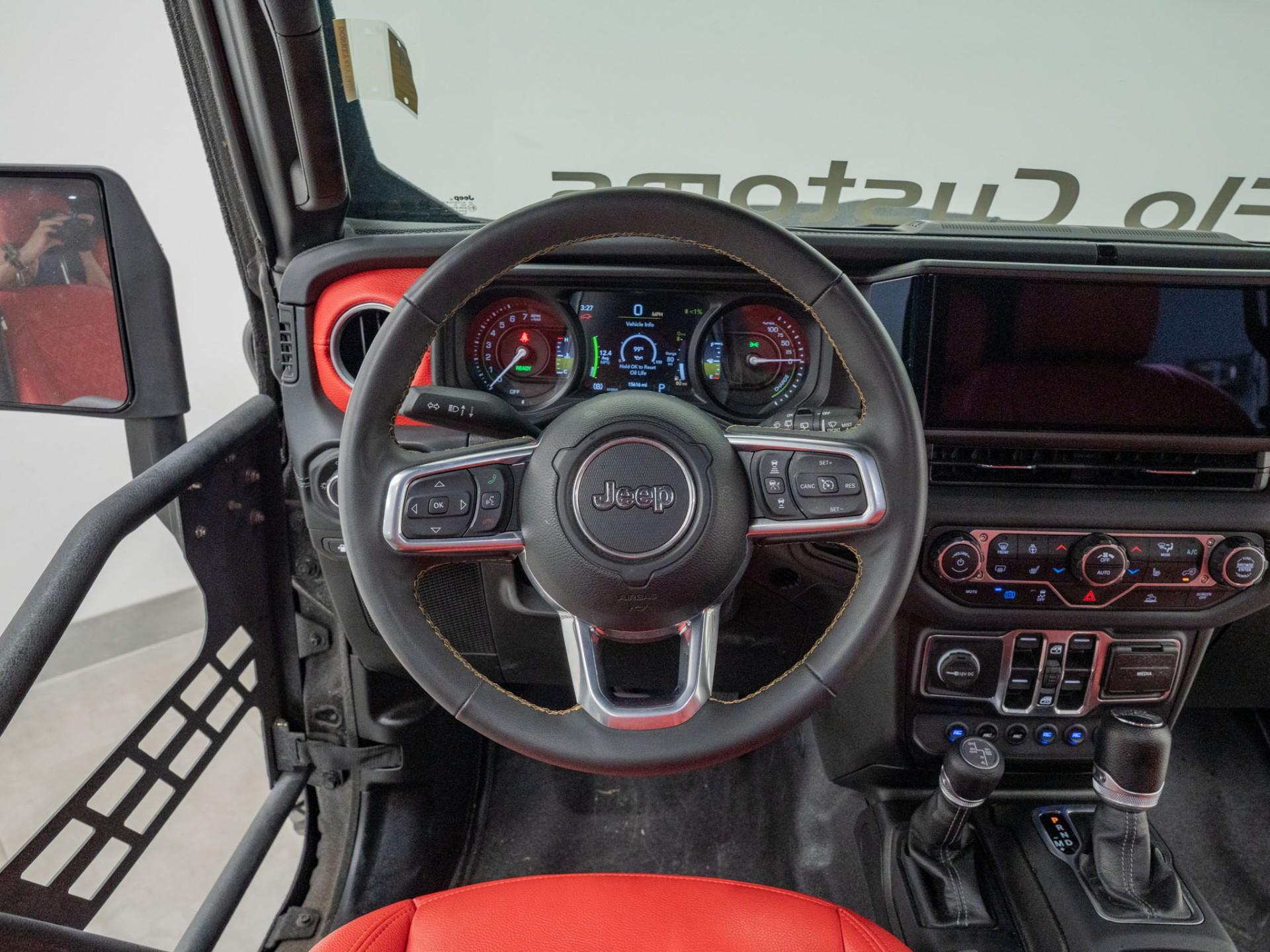 2024 JEEP WRANGLER 4X4 in Black, photo 38 of 55