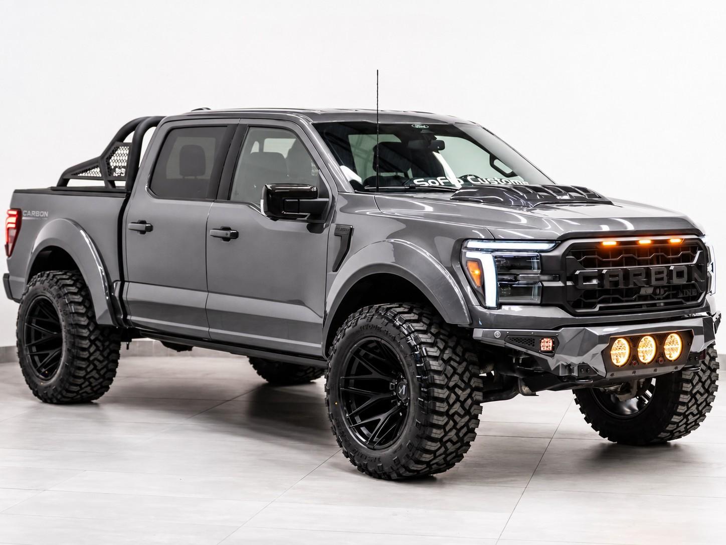 2025 FORD F-150 4X4 LARIAT in Carbonized Gray Metallic, photo 4 of 5