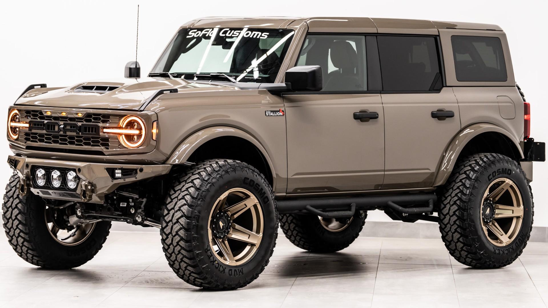 2026 FORD BRONCO 4X4 in Marsh Gray, photo 14 of 60