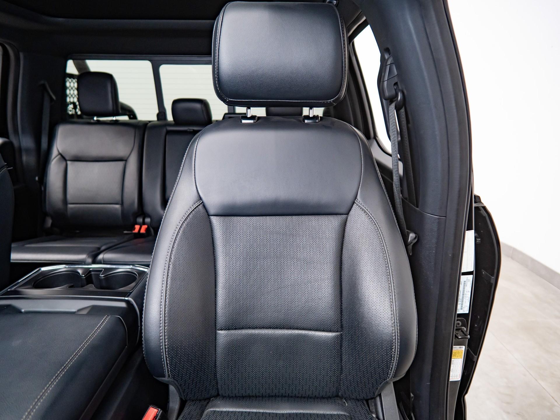 2025 FORD F-150 4X4 LARIAT in Antimatter Blue Metallic, photo 9 of 14