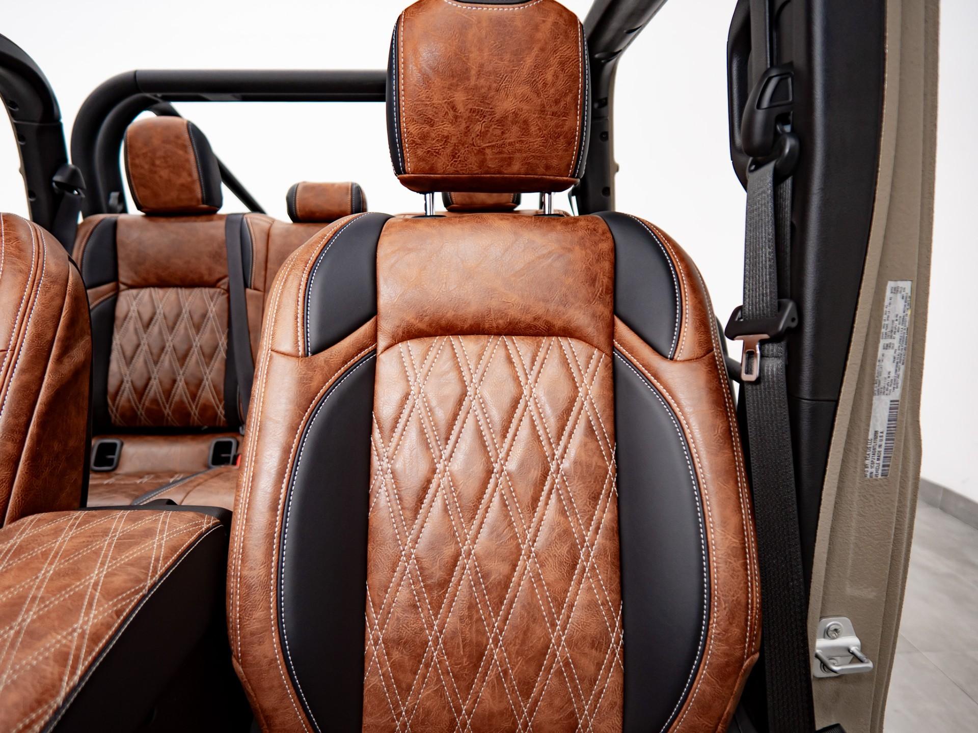 2026 JEEP GLADIATOR 4X4 in Tan, photo 31 of 60