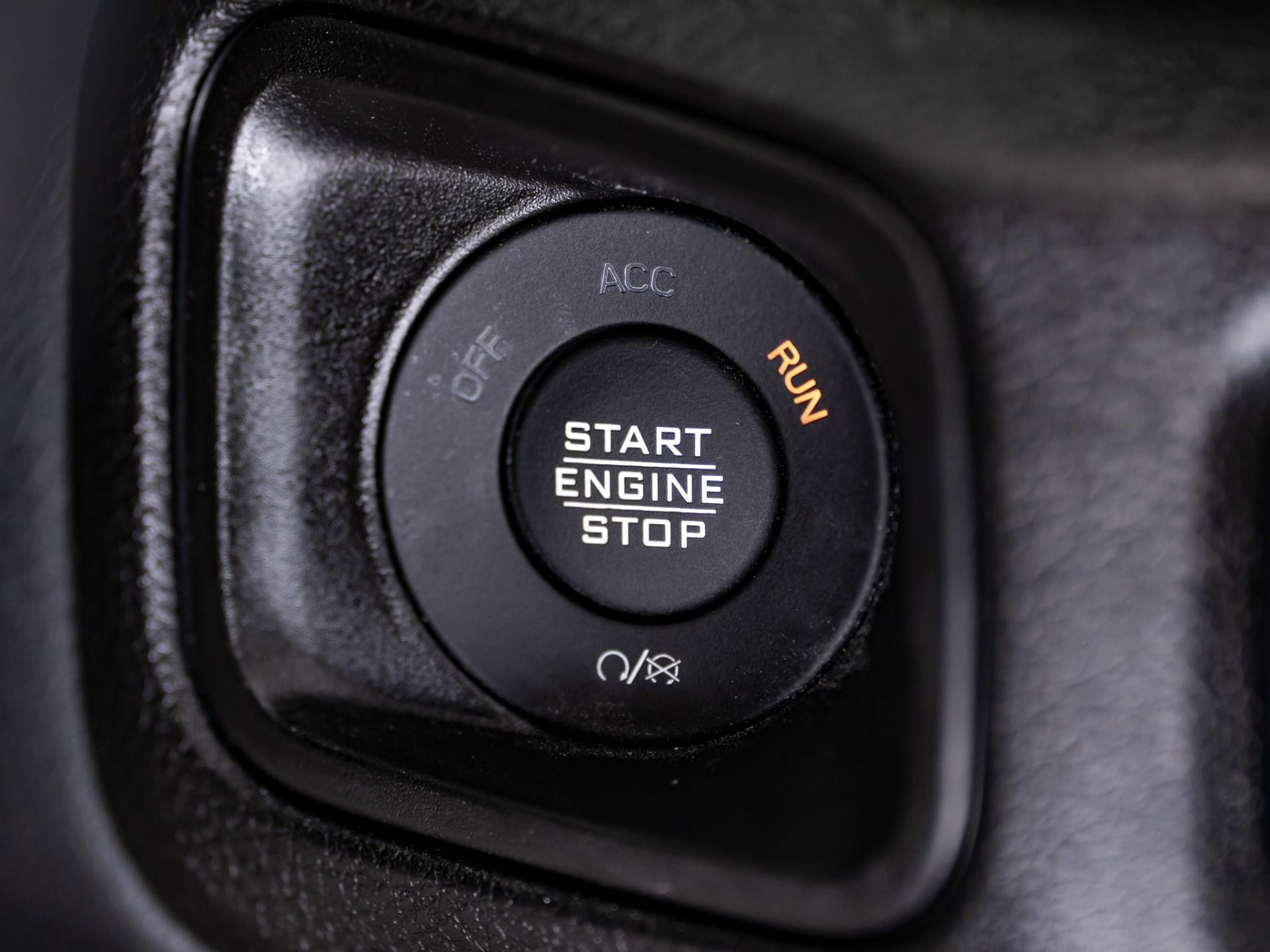2026 JEEP GLADIATOR 4X4 in Blue, photo 49 of 60
