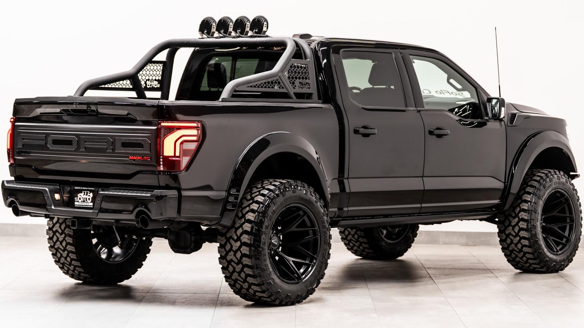 2024 FORD F-150 4X4 LARIAT in Agate Black Metallic, photo 9 of 47