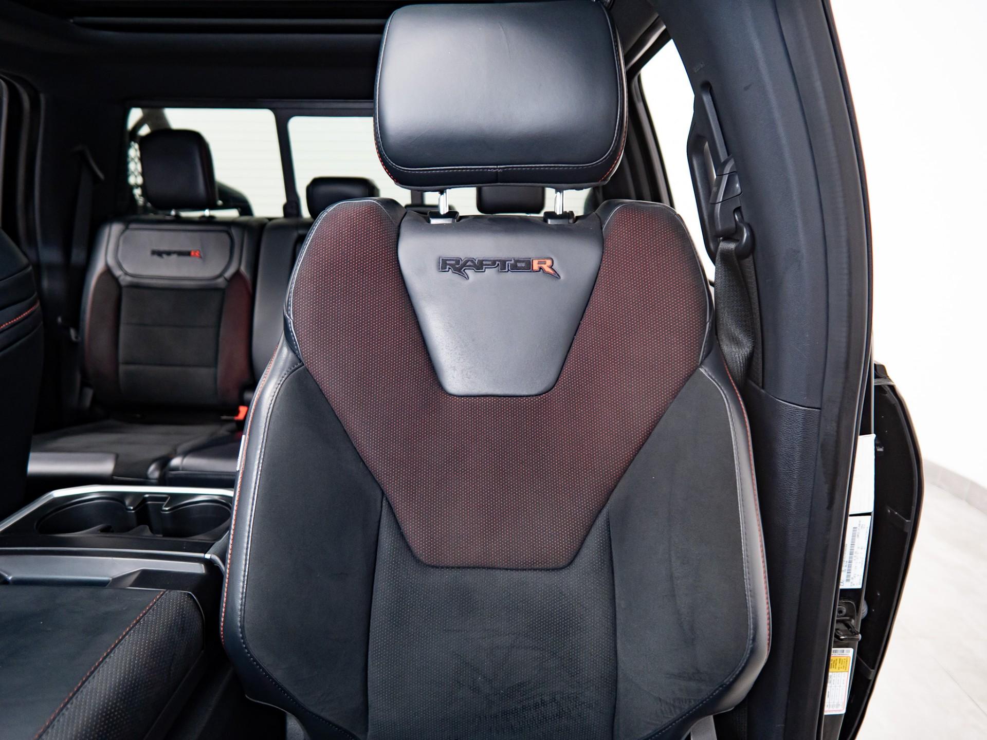2025 FORD F-150 RAPTOR R in Agate Black Metallic, photo 35 of 49