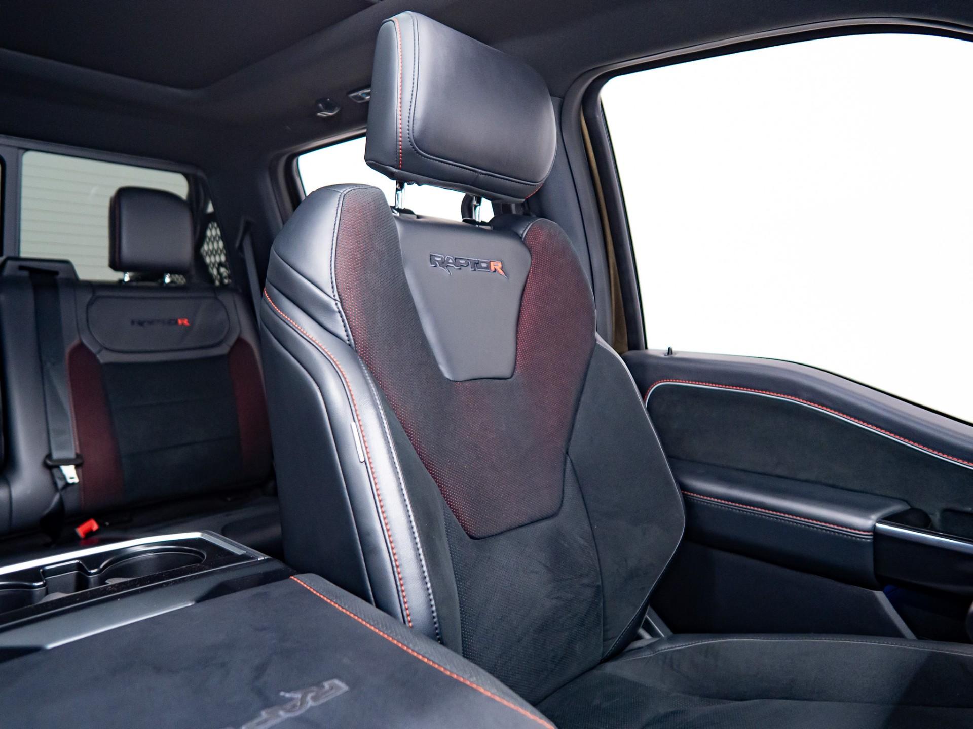 2024 FORD F-150 RAPTOR R in Shelter Green, photo 46 of 57