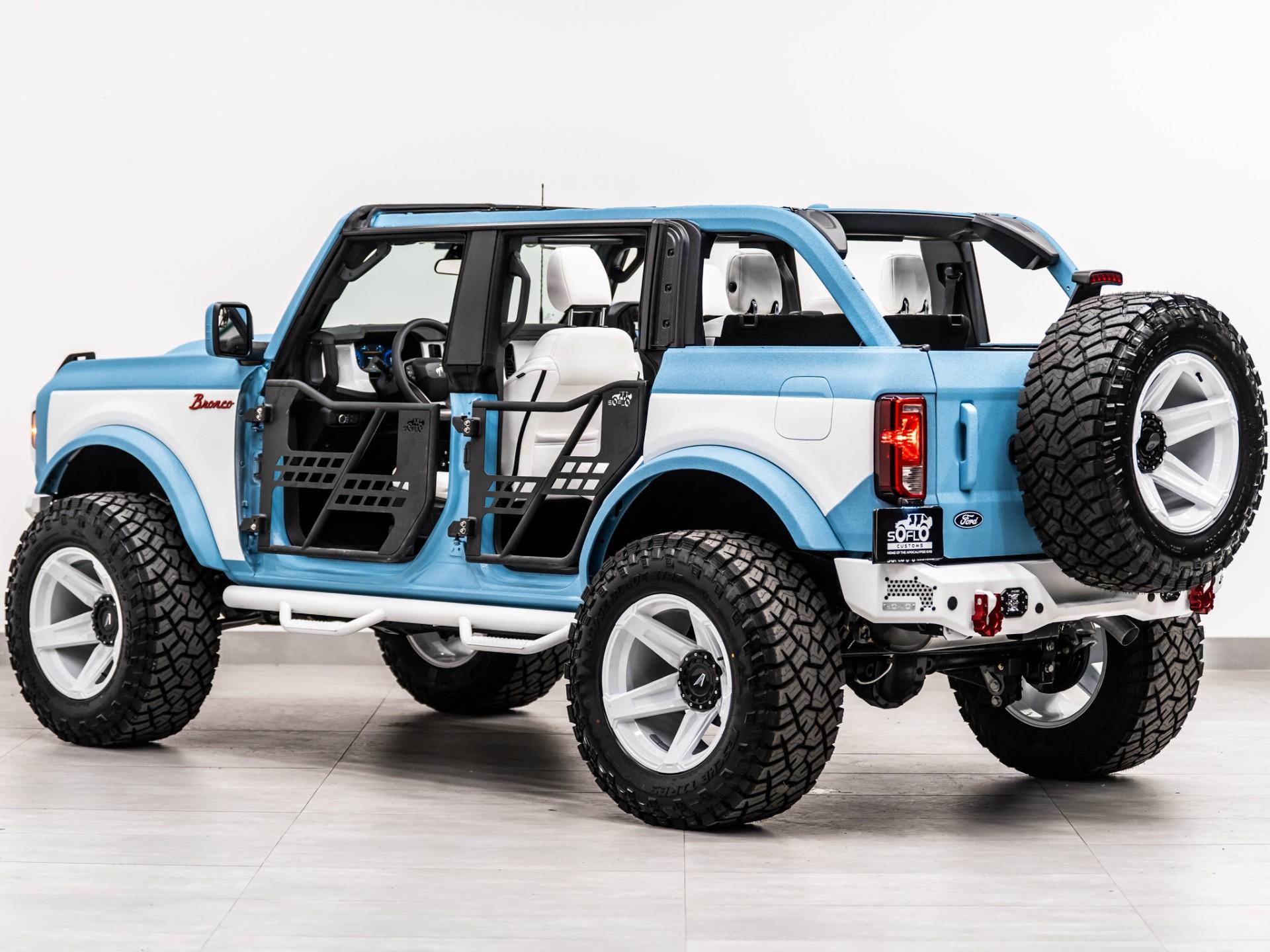 2026 FORD BRONCO 4X4 in Blue, photo 23 of 54