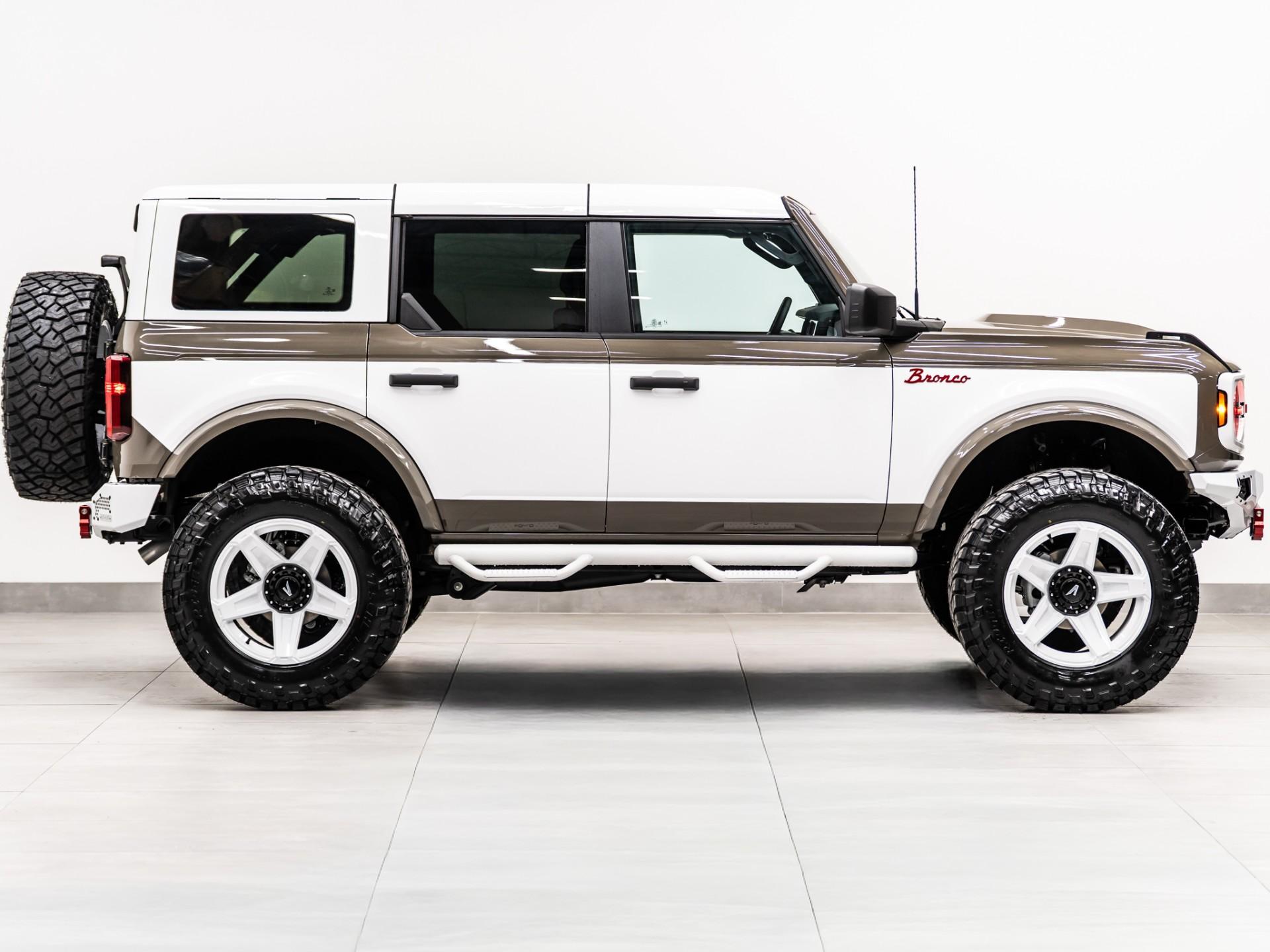 2026 FORD BRONCO 4X4 in Marsh Gray, photo 13 of 60