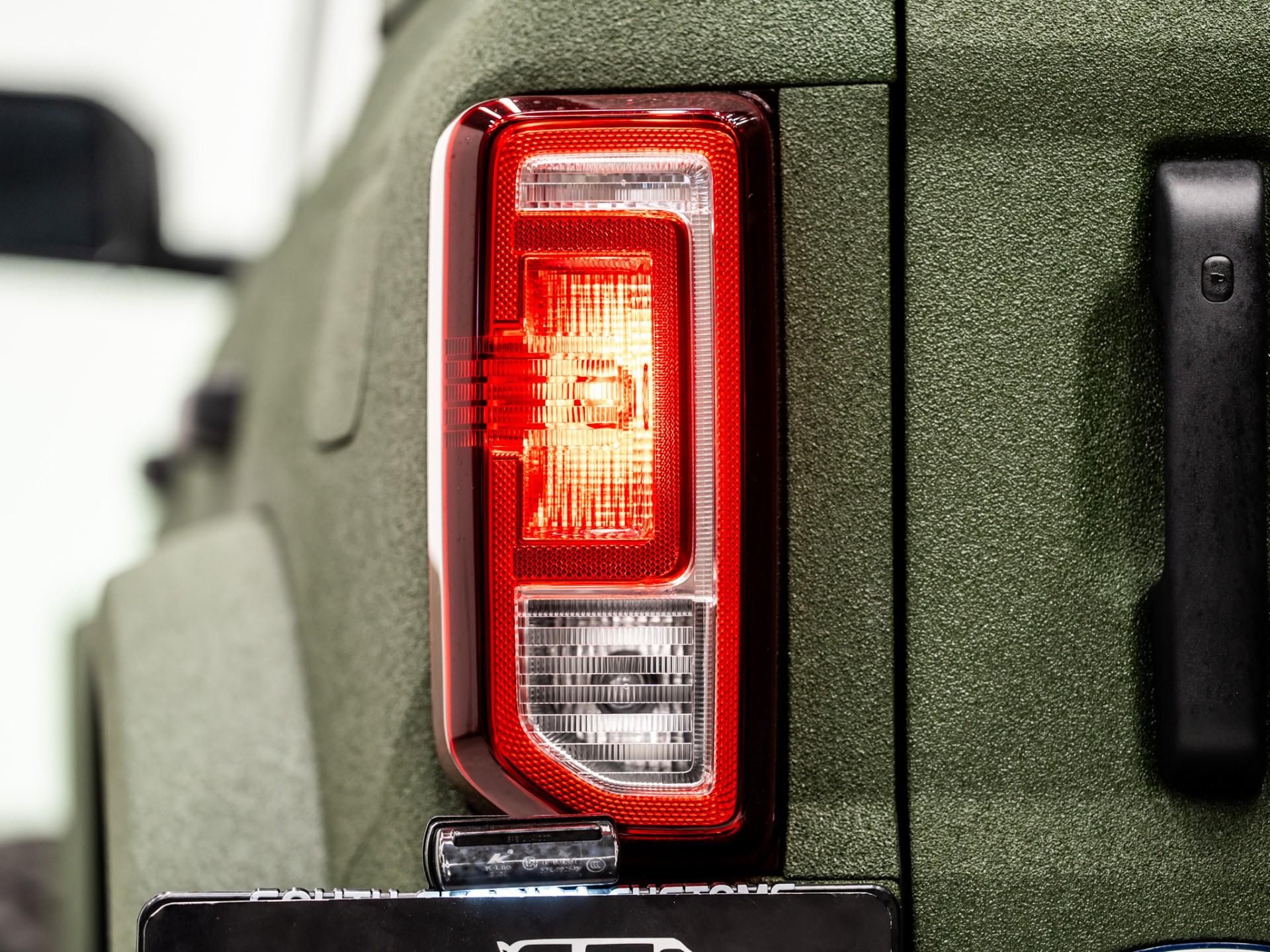 2026 FORD BRONCO 4X4 in Green, photo 15 of 52