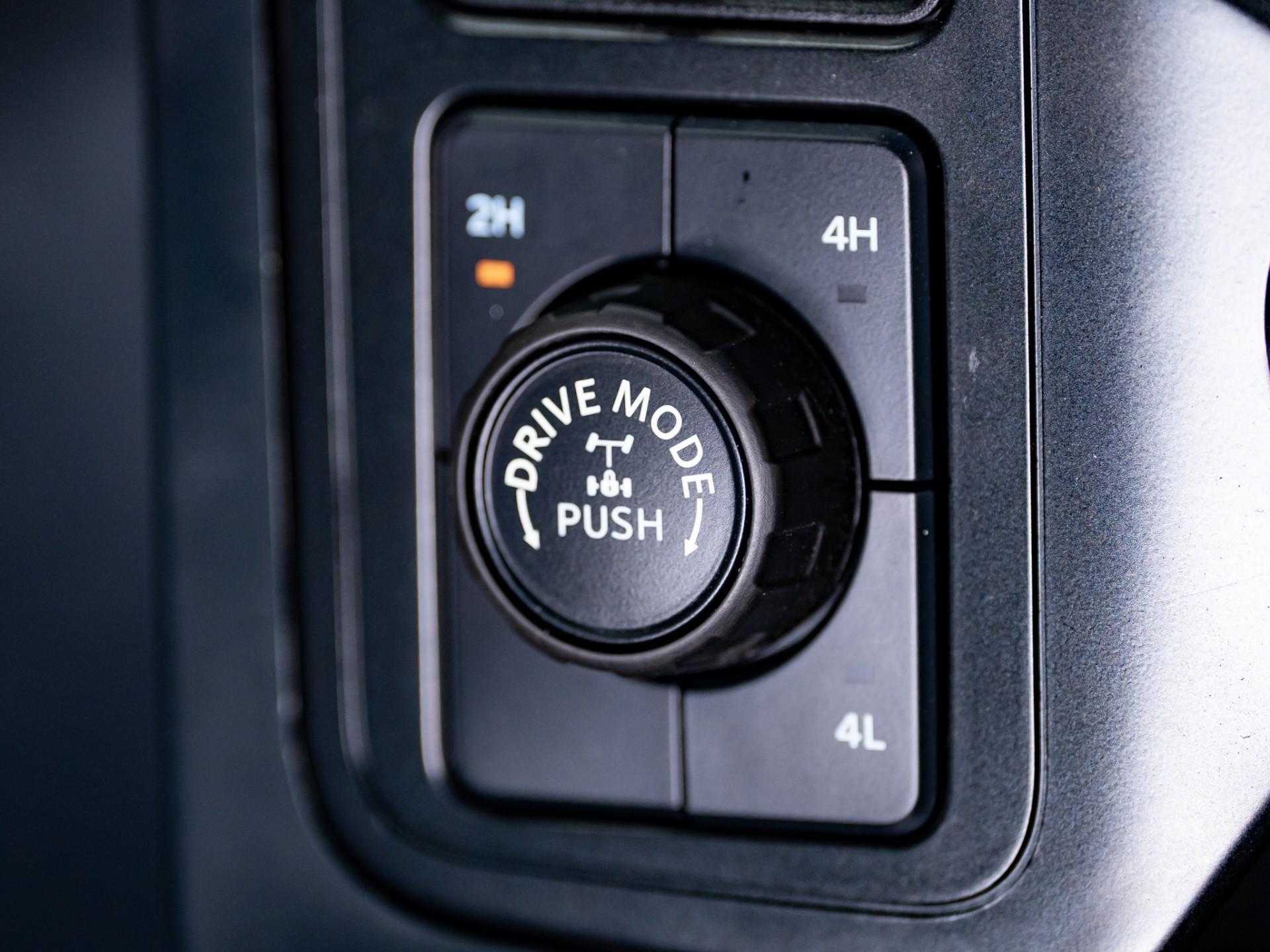 2024 FORD F-150 4X4 in Agate Black Metallic, photo 36 of 49