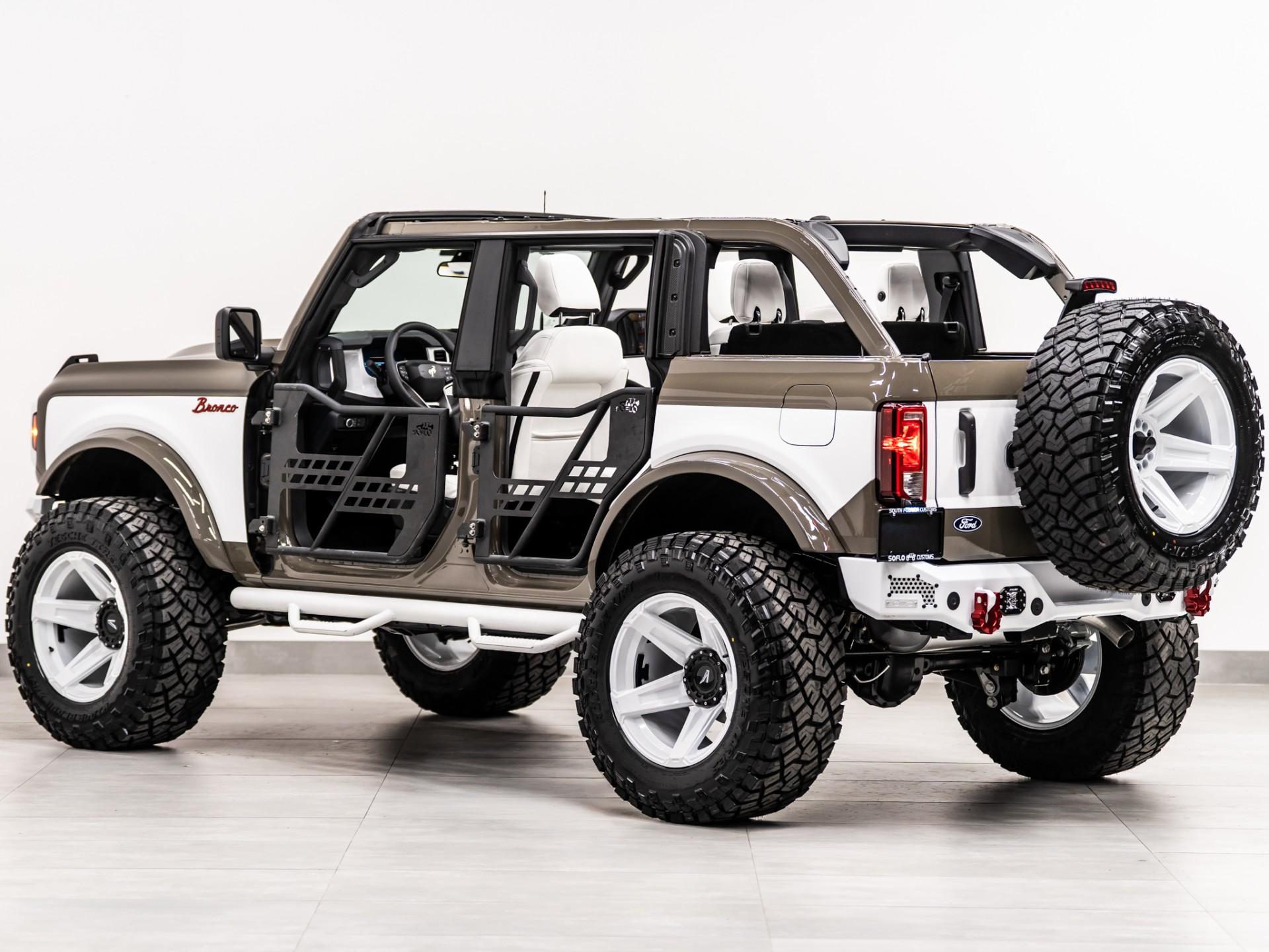 2026 FORD BRONCO 4X4 in Marsh Gray, photo 22 of 60