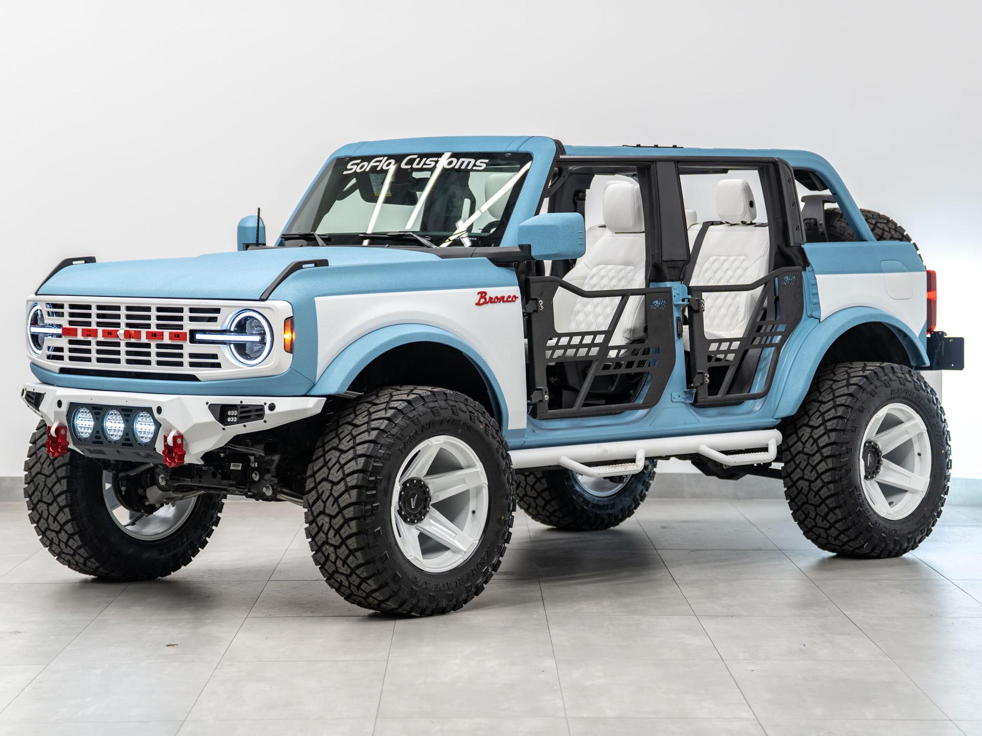 2026 FORD BRONCO 4X4 in Blue, photo 25 of 60