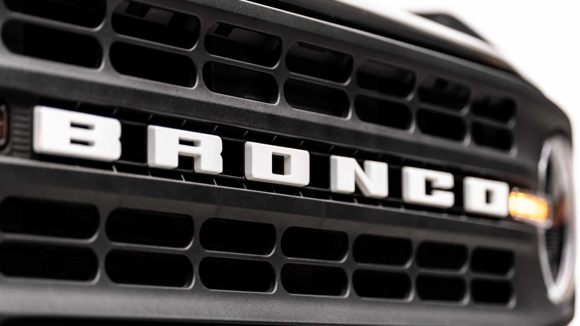 2026 FORD BRONCO 4X4 in Black, photo 43 of 44