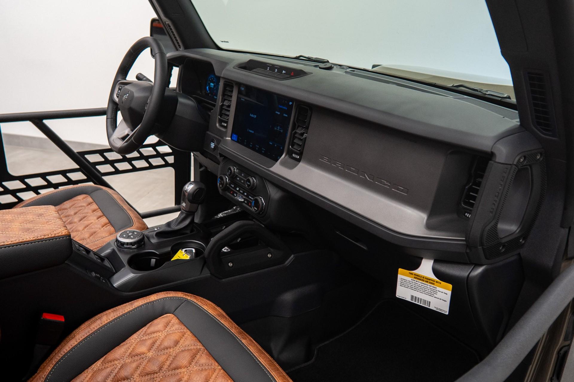 2026 FORD BRONCO 4X4 in Gray, photo 30 of 49