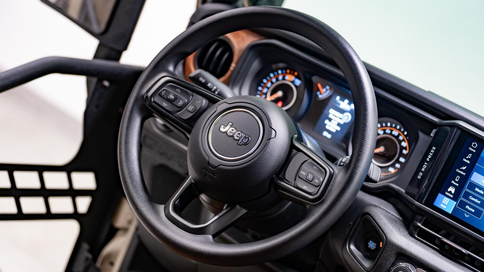 2026 JEEP WRANGLER 4X4 in Tan, photo 49 of 59